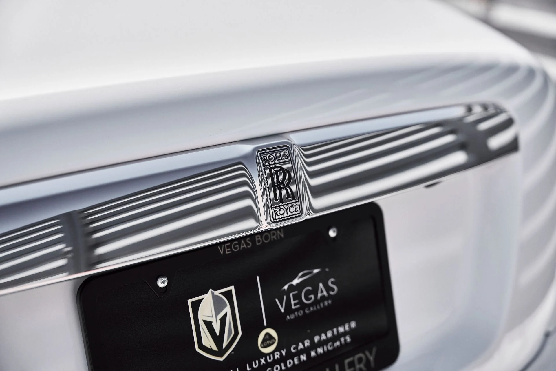 mph009_1349438380_Used_2020_Rolls_Royce_Wraith_Base_1775285109_06bf825f63