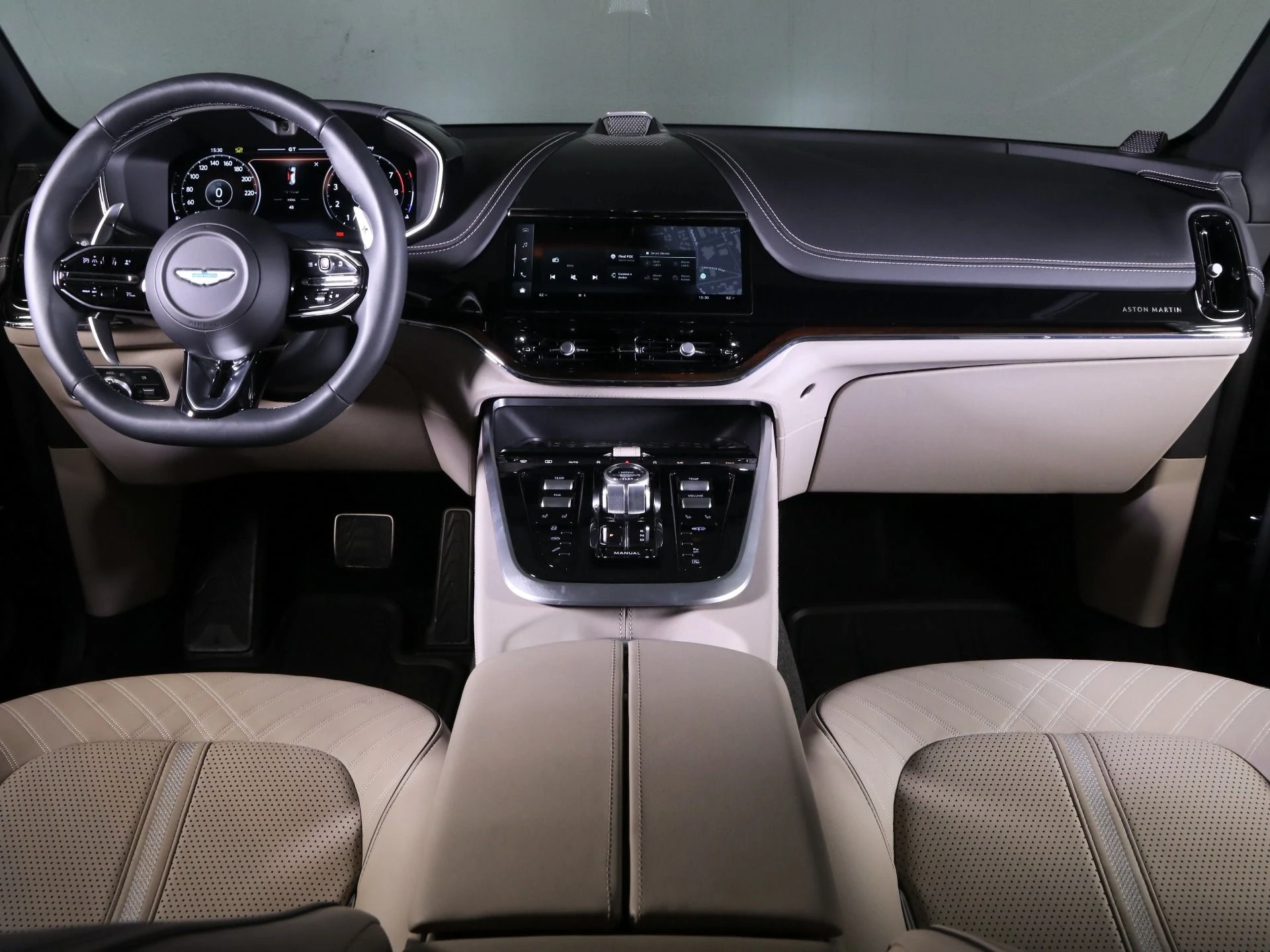 mph009_1379746860_New_2025_Aston_Martin_DBX_707_1758482586_efe24bce7b