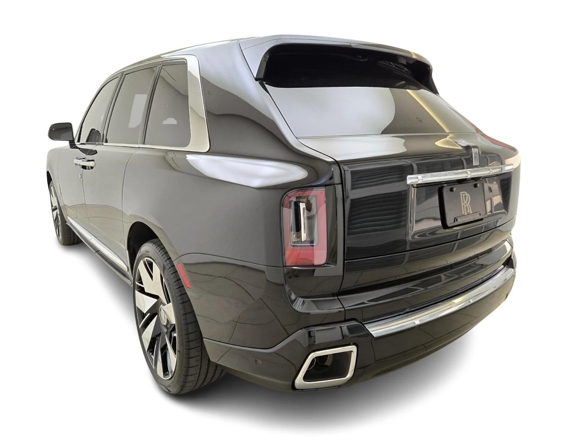 mph009_13814852_New_2026_Rolls_Royce_Cullinan_1776230137_bf4ed209b0