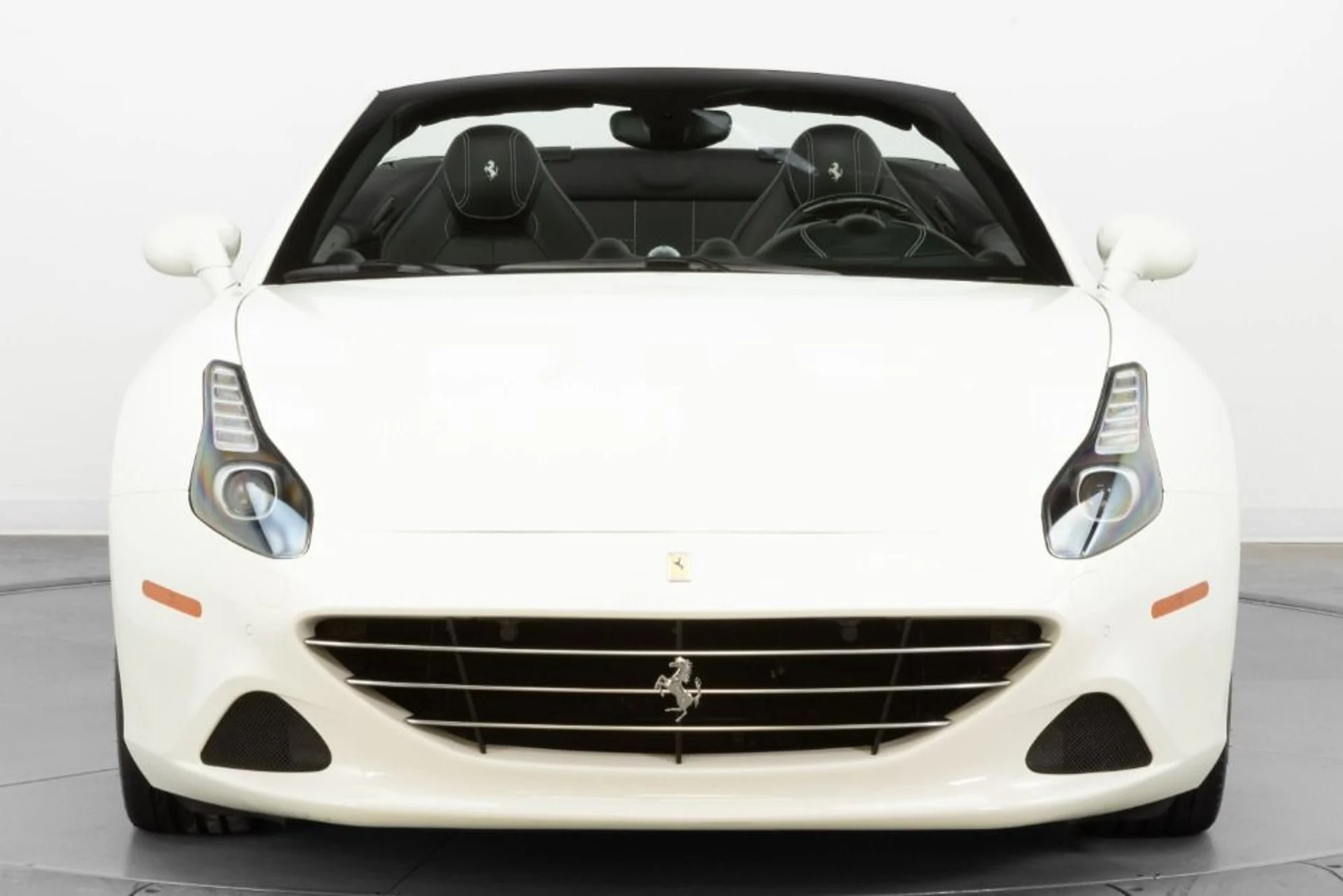 mph009_1392405742_Used_2016_Ferrari_California_T_271f7a5b19
