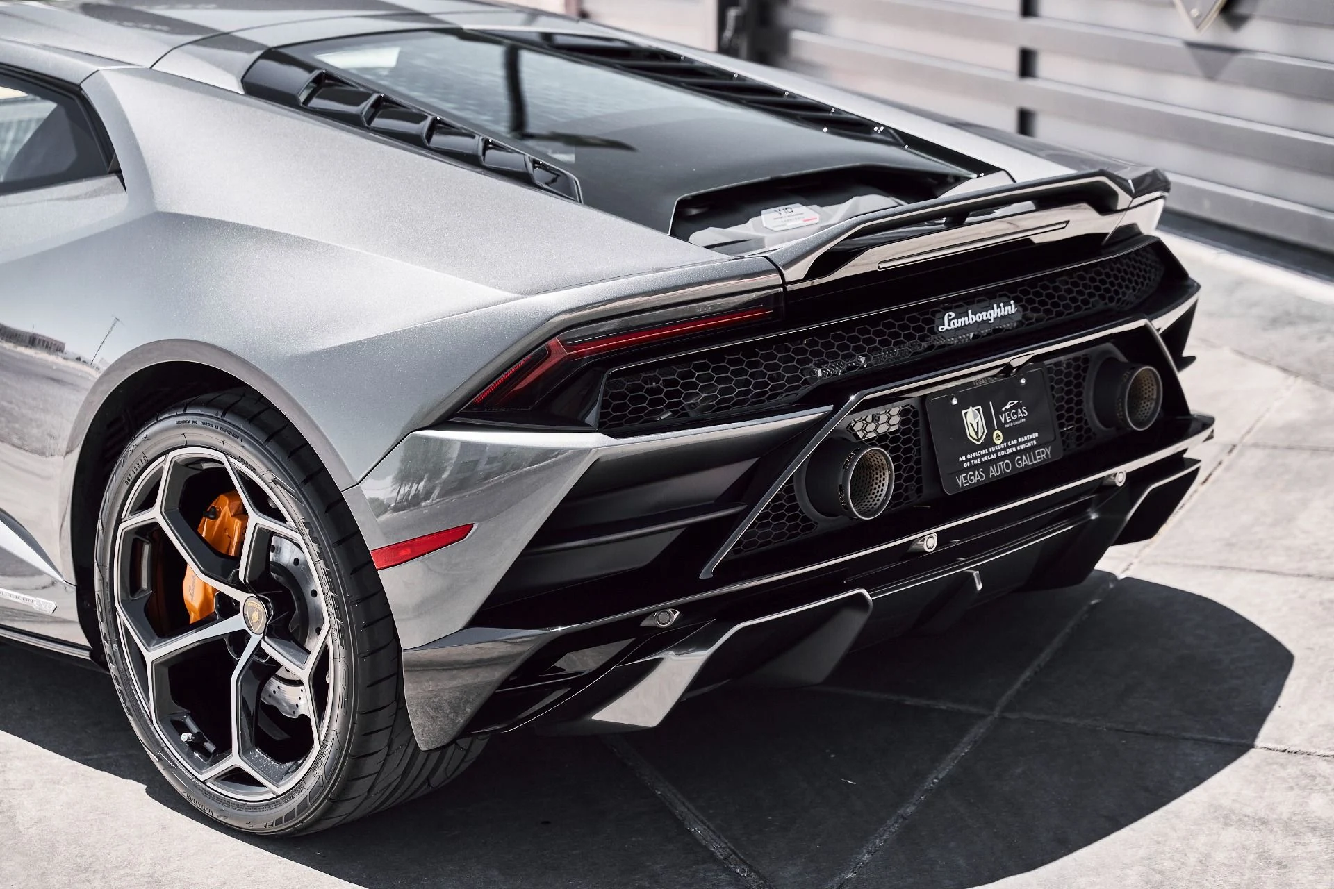 mph009_1394598703_Used_2021_Lamborghini_Huracan_EVO_Base_1780708662_4dcccff53c