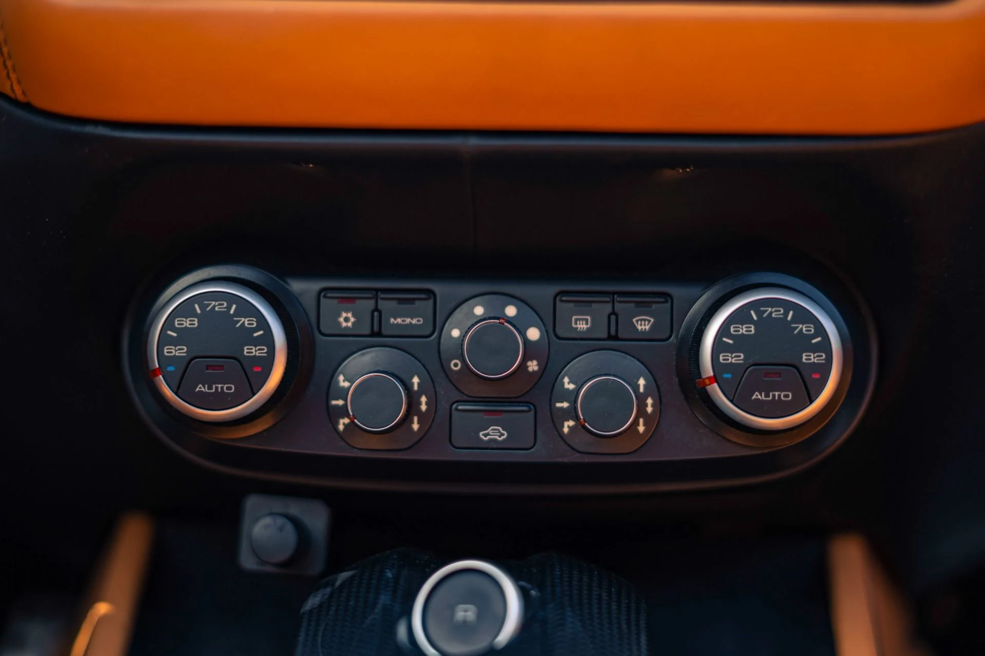 mph009_1416577532_Used_2016_Ferrari_California_T_1777481400_5ce8fb8009