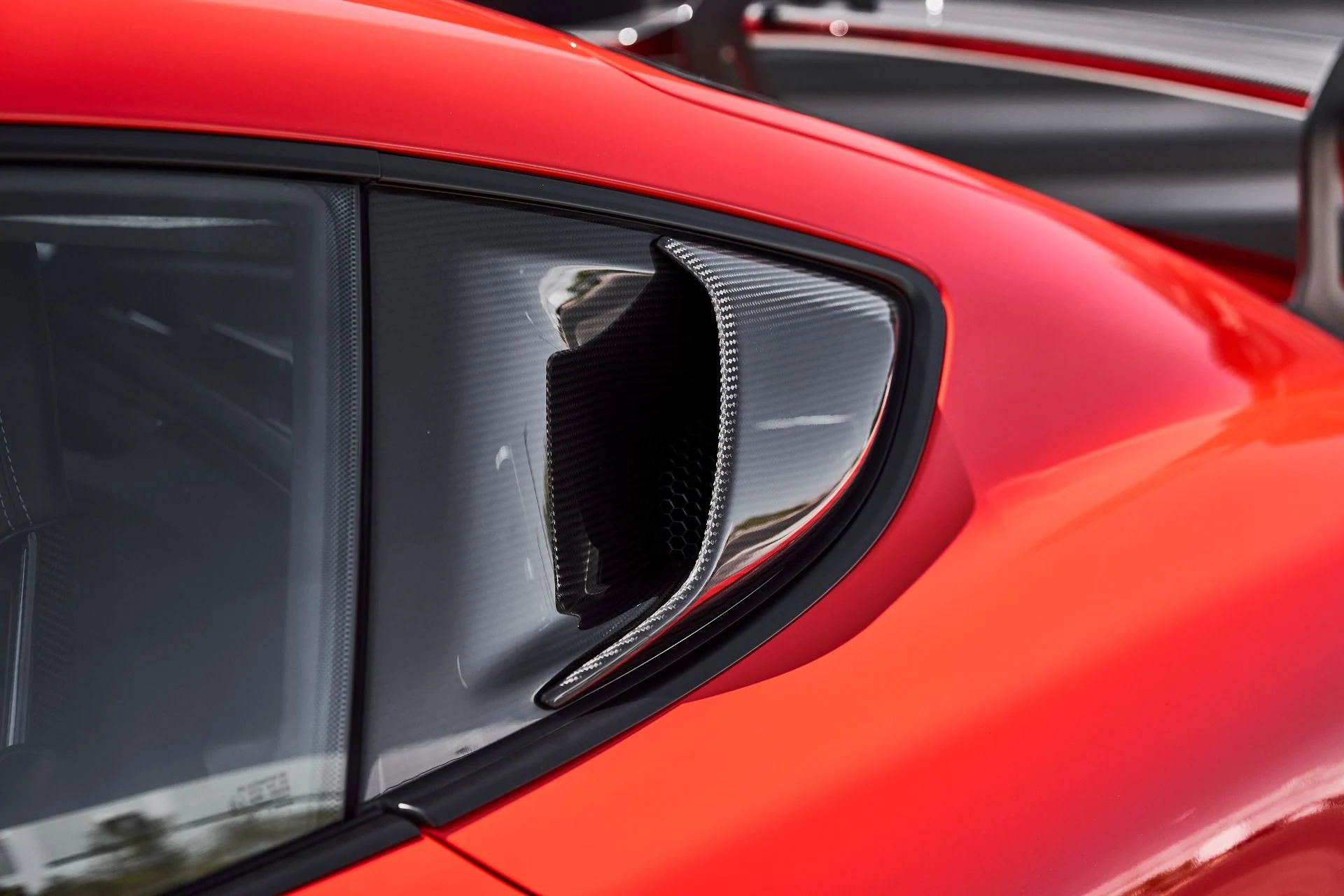 mph009_1422112063_Used_2023_Porsche_718_Cayman_GT_4_RS_1776476726_d0c2085bbc