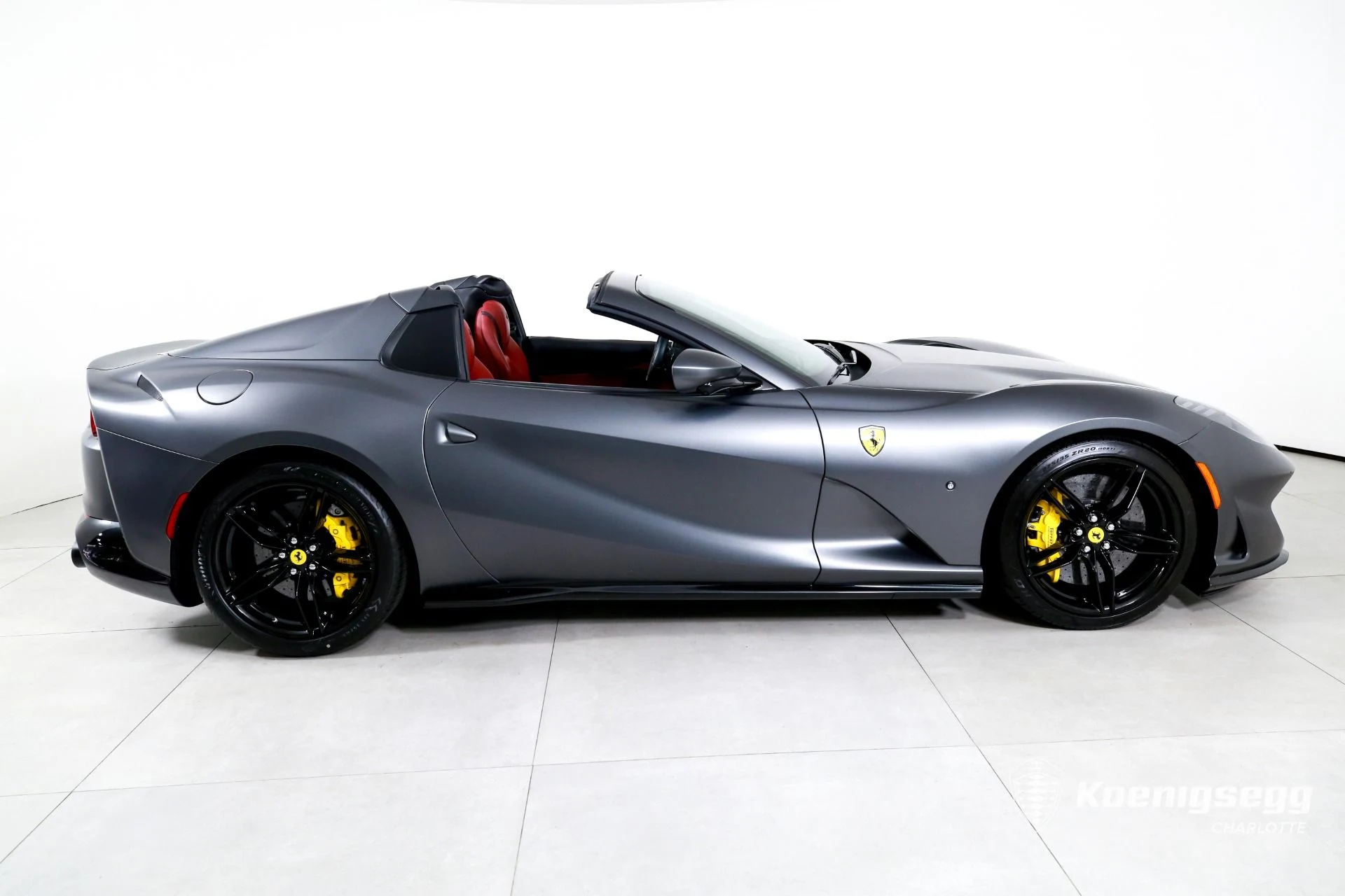 mph009_1439055595_Used_2021_Ferrari_812_GTS_1782837428_3e6651b530