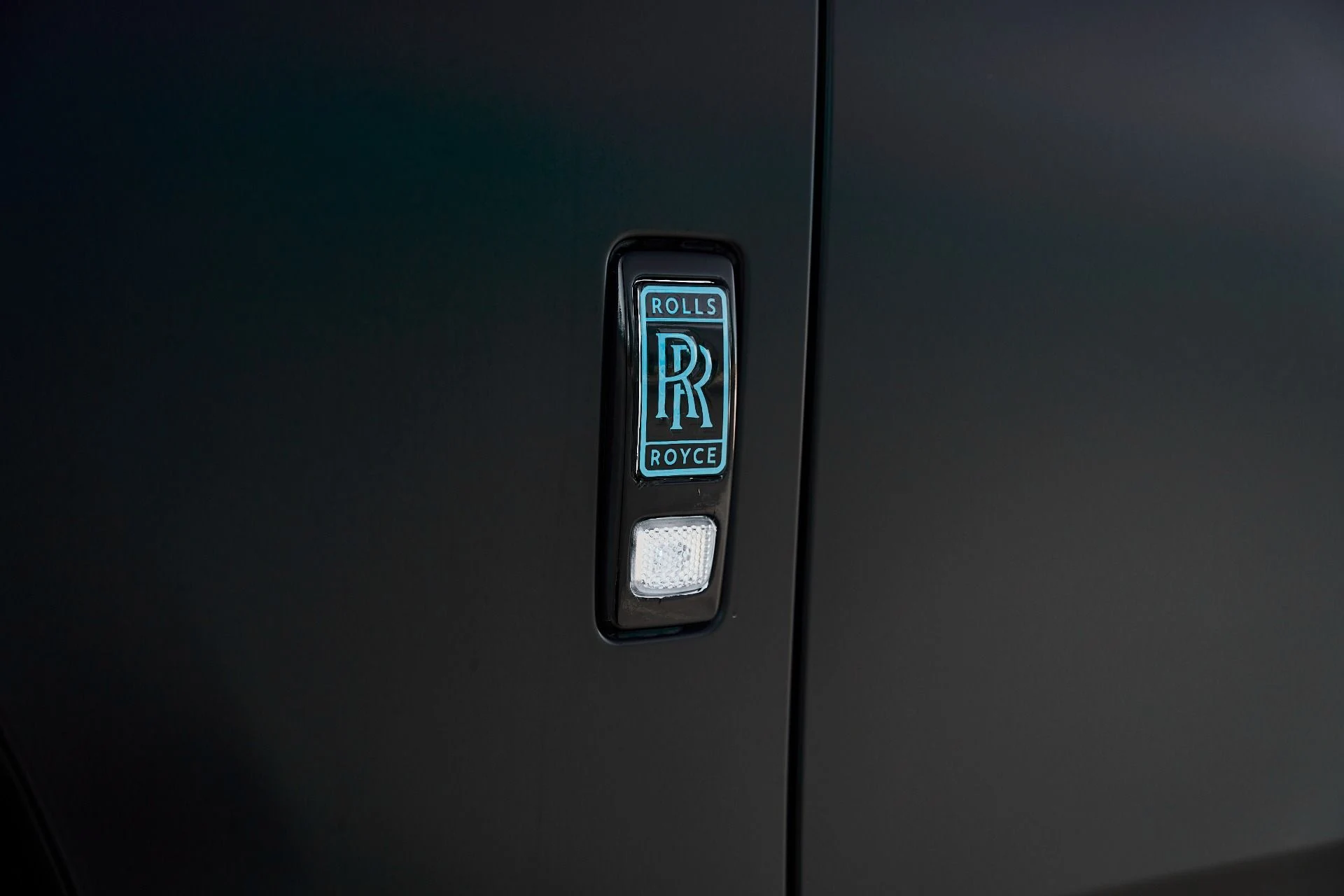 mph009_1461522250_Used_2024_Rolls_Royce_Ghost_Base_1773701358_a22be0a12a