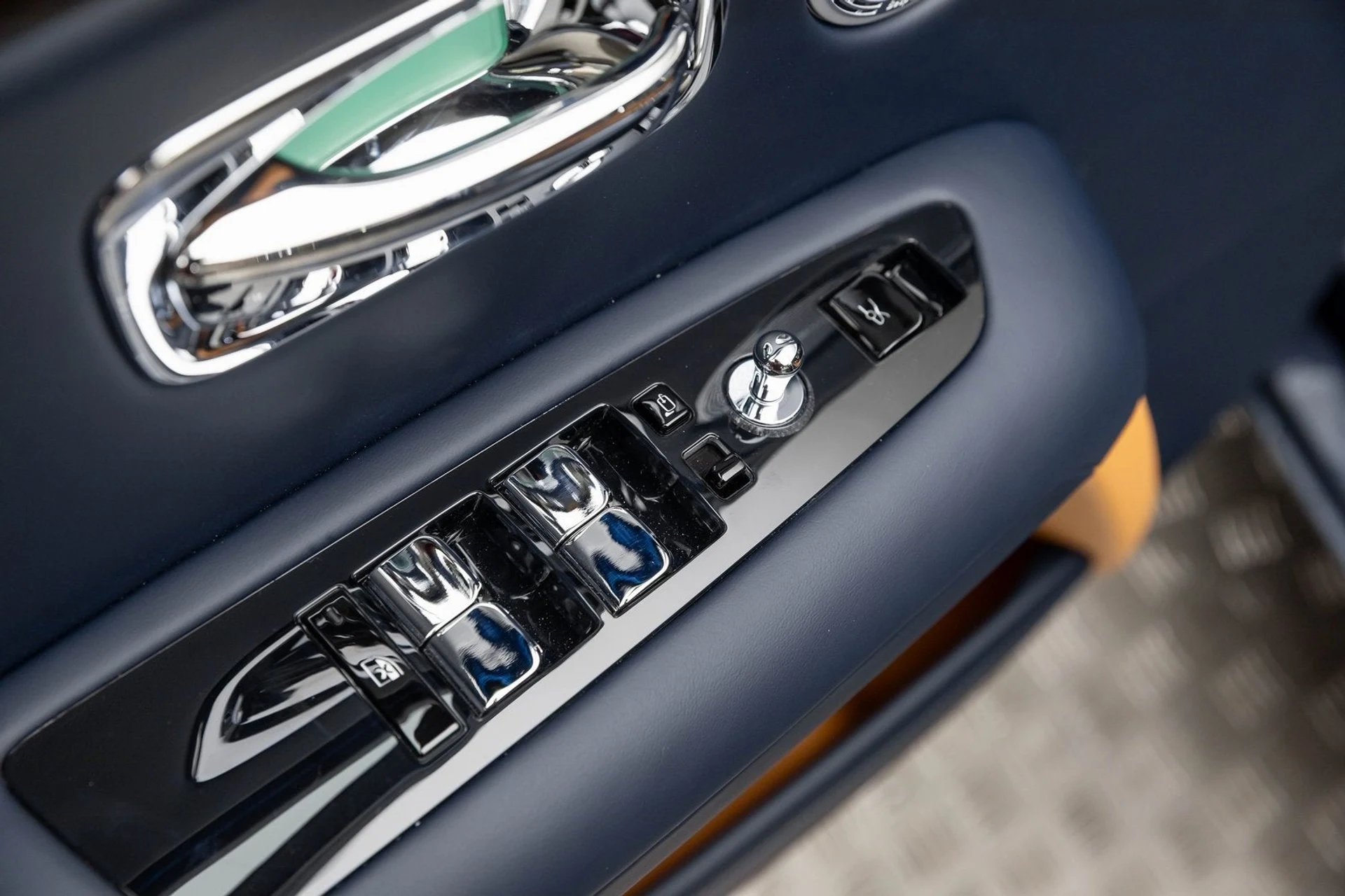 mph009_1470569451_10_8b03578c40