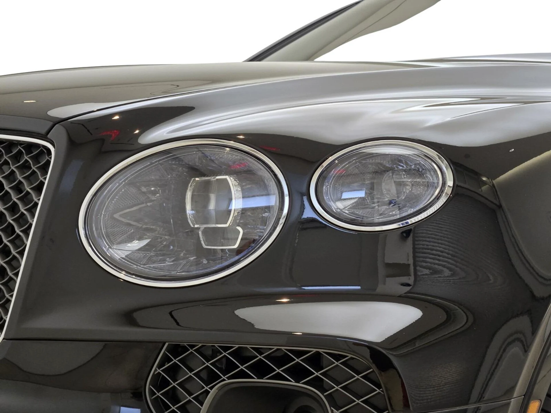 mph009_1482727315_Used_2021_Bentley_Bentayga_Speed_1770879180_4544a87999