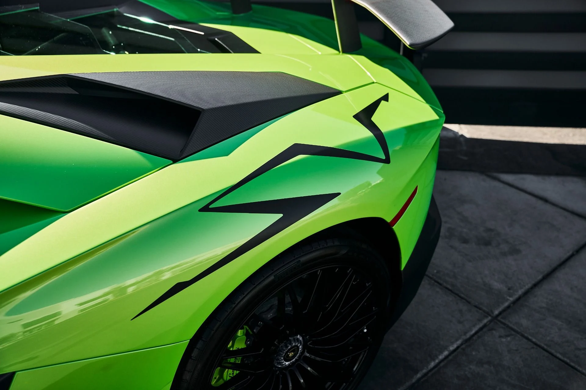 mph009_1487336056_Used_2016_Lamborghini_Aventador_LP_750_4_Super_Veloce_1791227442_f6d7a3dbf6