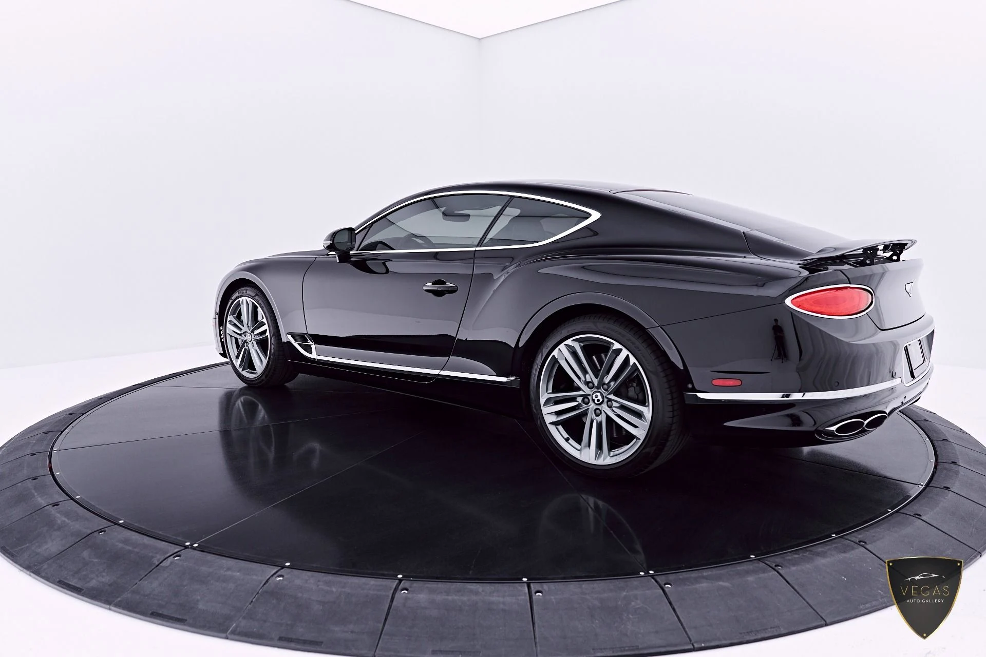 mph009_1489083249_Used_2023_Bentley_Continental_GT_V8_1782759520_7459c69984