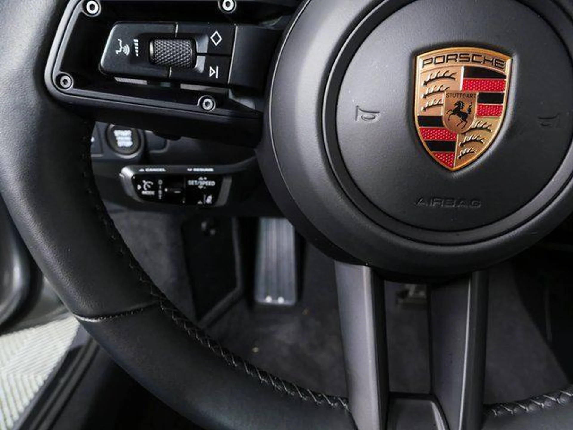 mph009_1491917517_4d_Dgo_EUJRA_V_Ubth_DS_Du2_US_OQ_f90a46a248