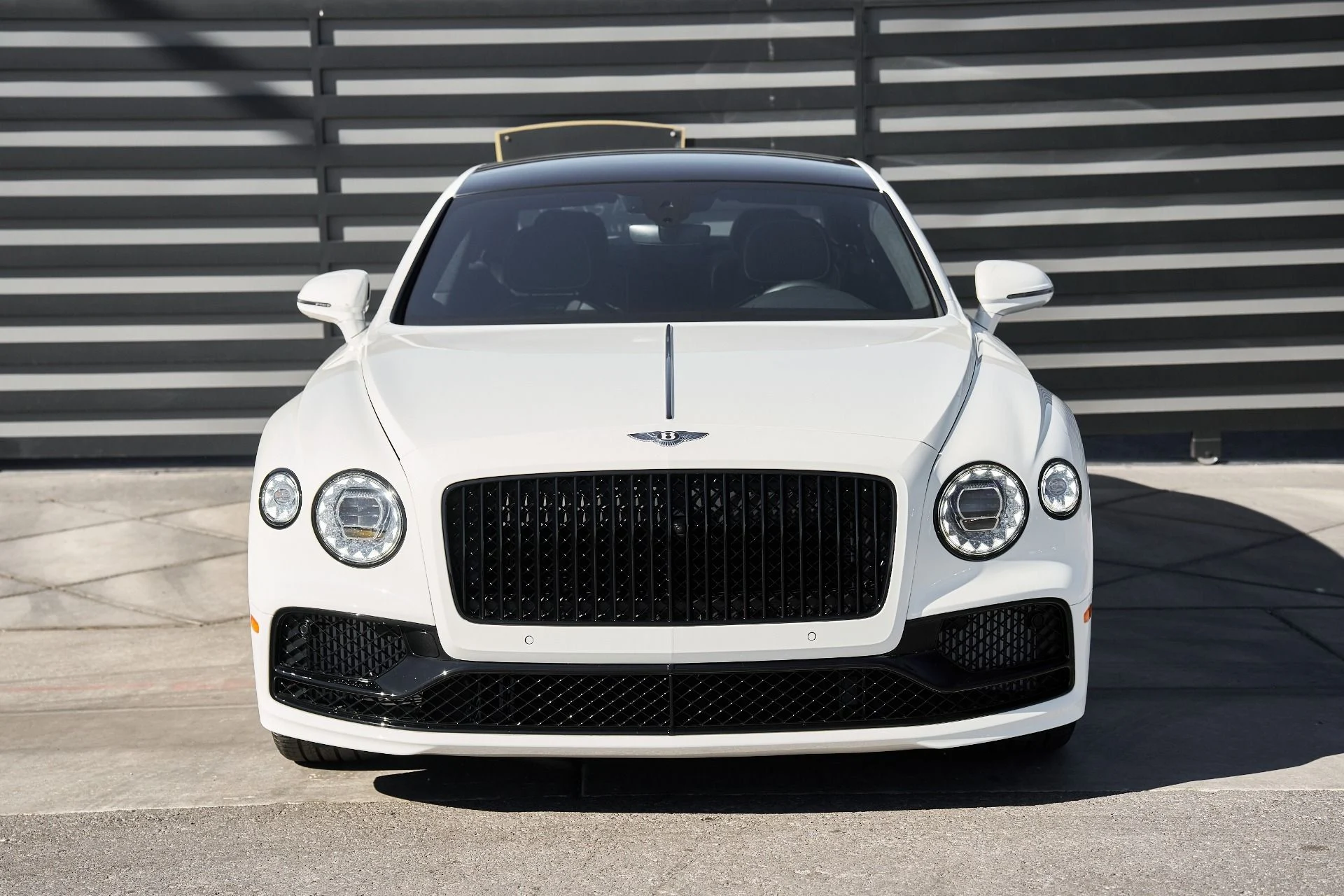 mph009_1496158991_Used_2024_Bentley_Flying_Spur_S_1761779875_3e5edef123