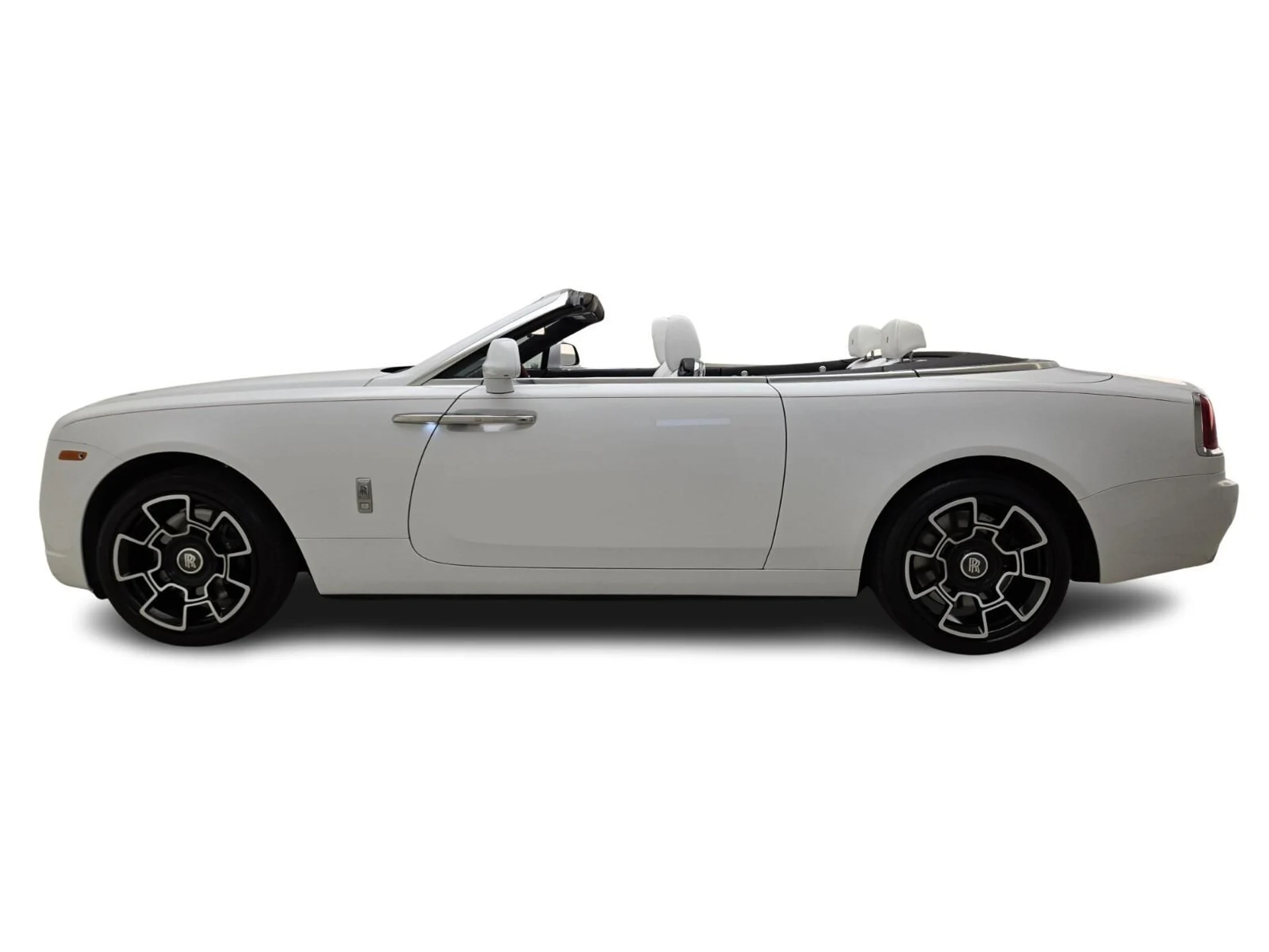 mph009_1496277258_Used_2018_Rolls_Royce_Dawn_1753166193_34449285bb