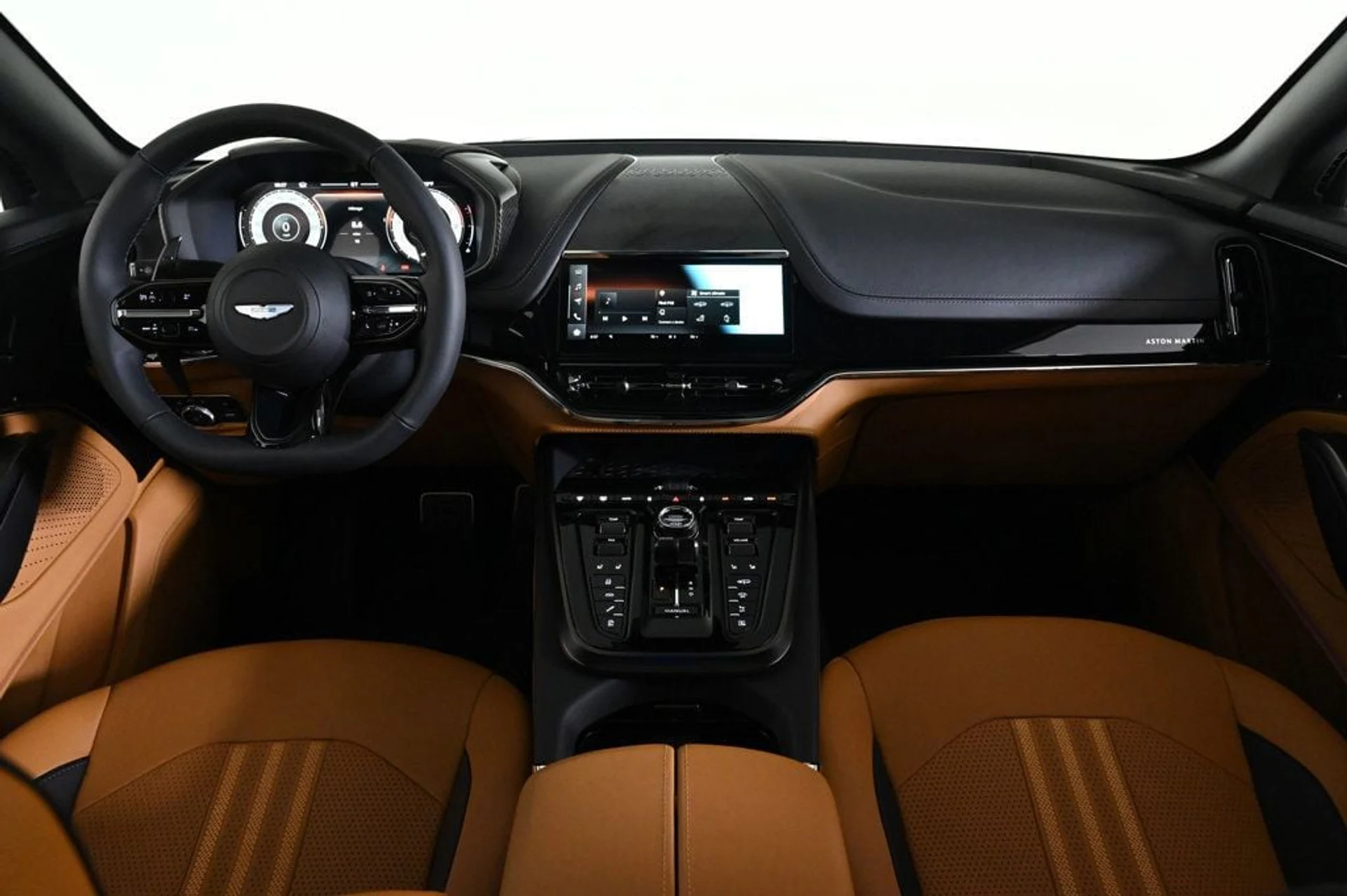 mph009_1497812086_new_2025_aston_martin_dbx_707awd_11350_22901313_9_1024_c2aaabe7f5