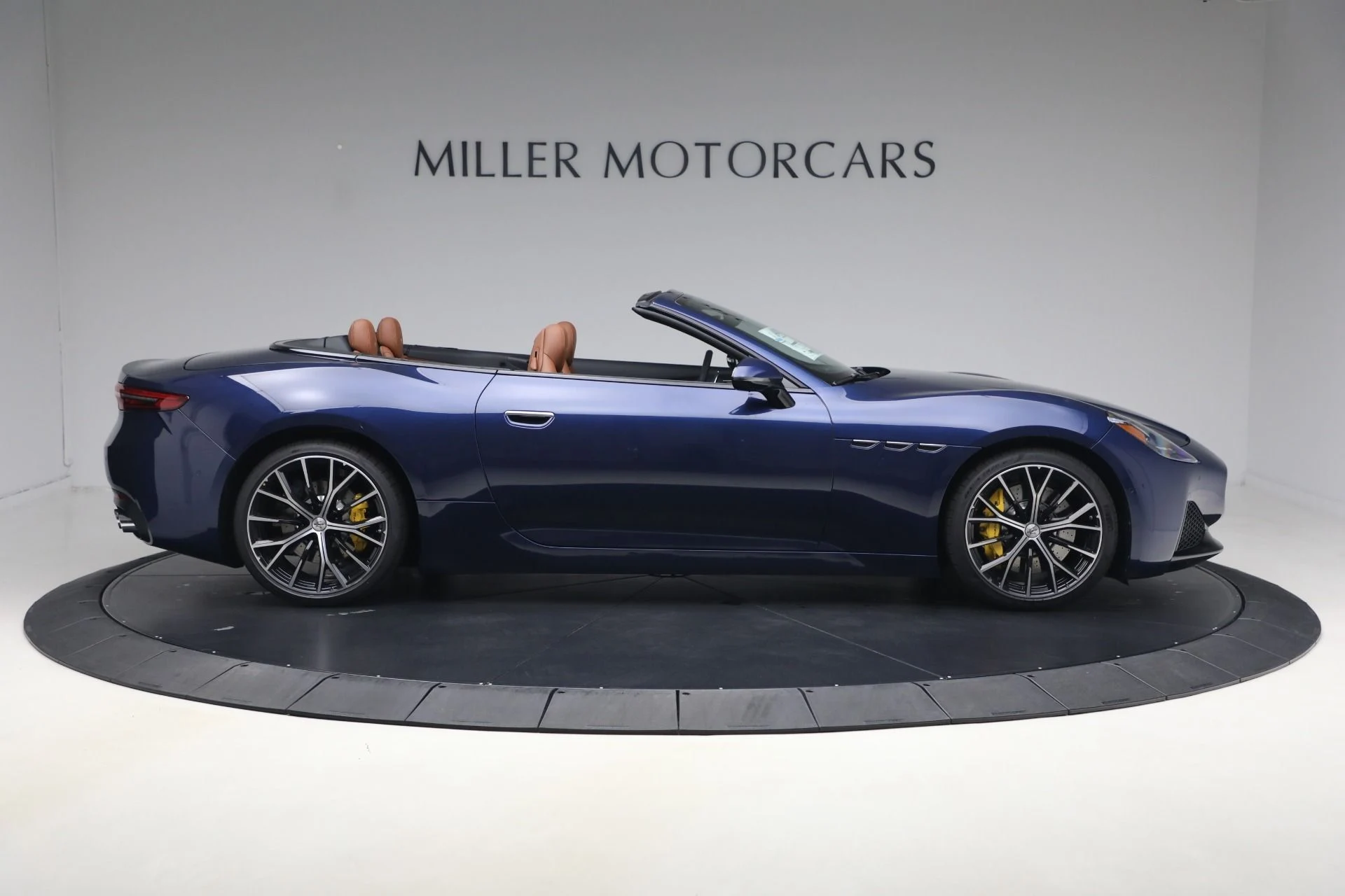mph009_1503614522_New_2026_Maserati_Gran_Cabrio_1777996070_0928cb2403