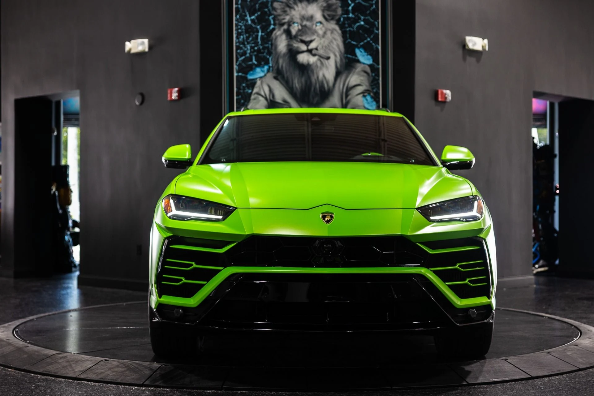 mph009_1521377018_Used_2021_Lamborghini_Urus_Verde_Mantis_Pearl_Full_Stealth_PPF_1764949074_a41b617990