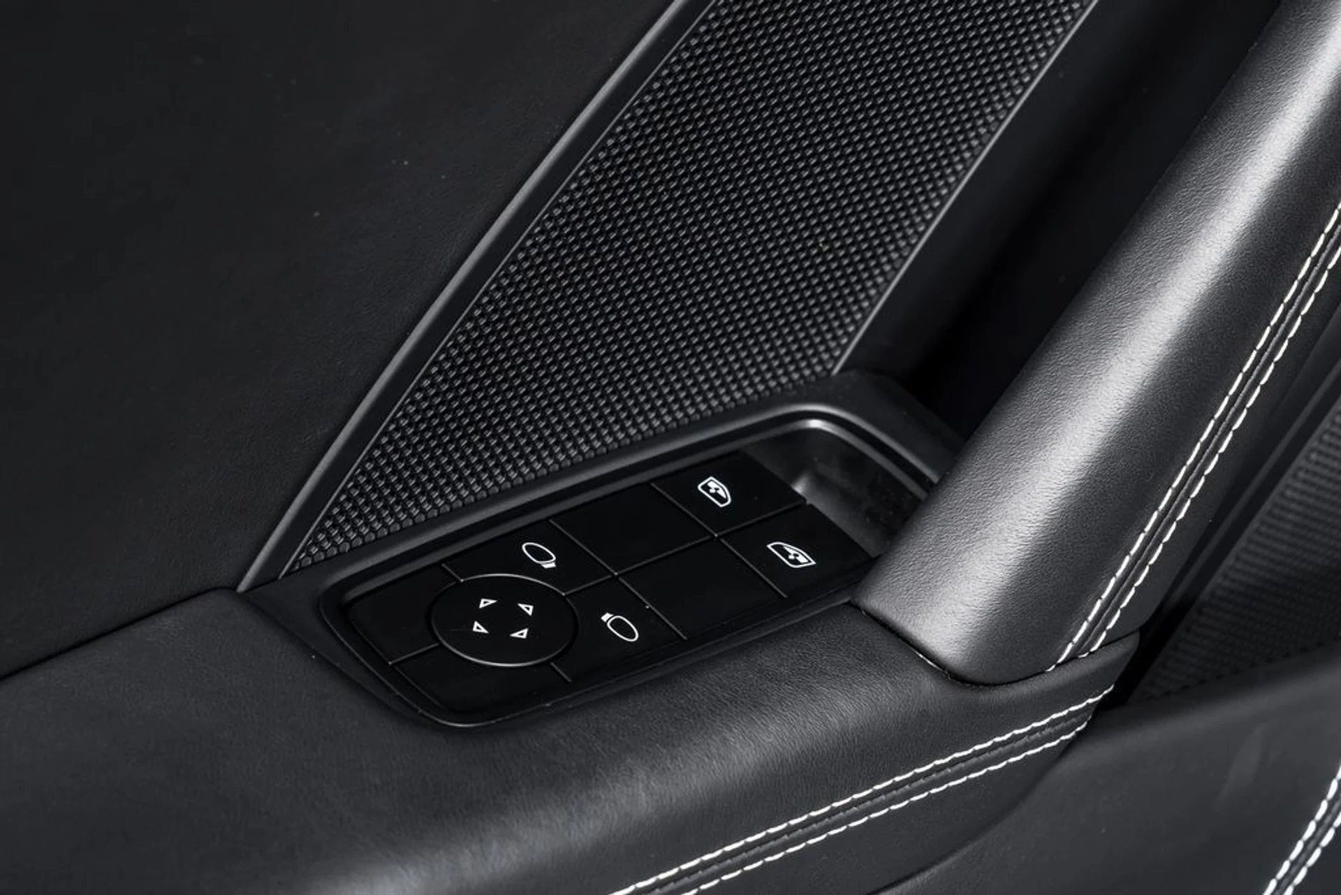 mph009_1522594032_a724ba3b6b2473ee823b52dd9c53a521x_5b9cd04a39