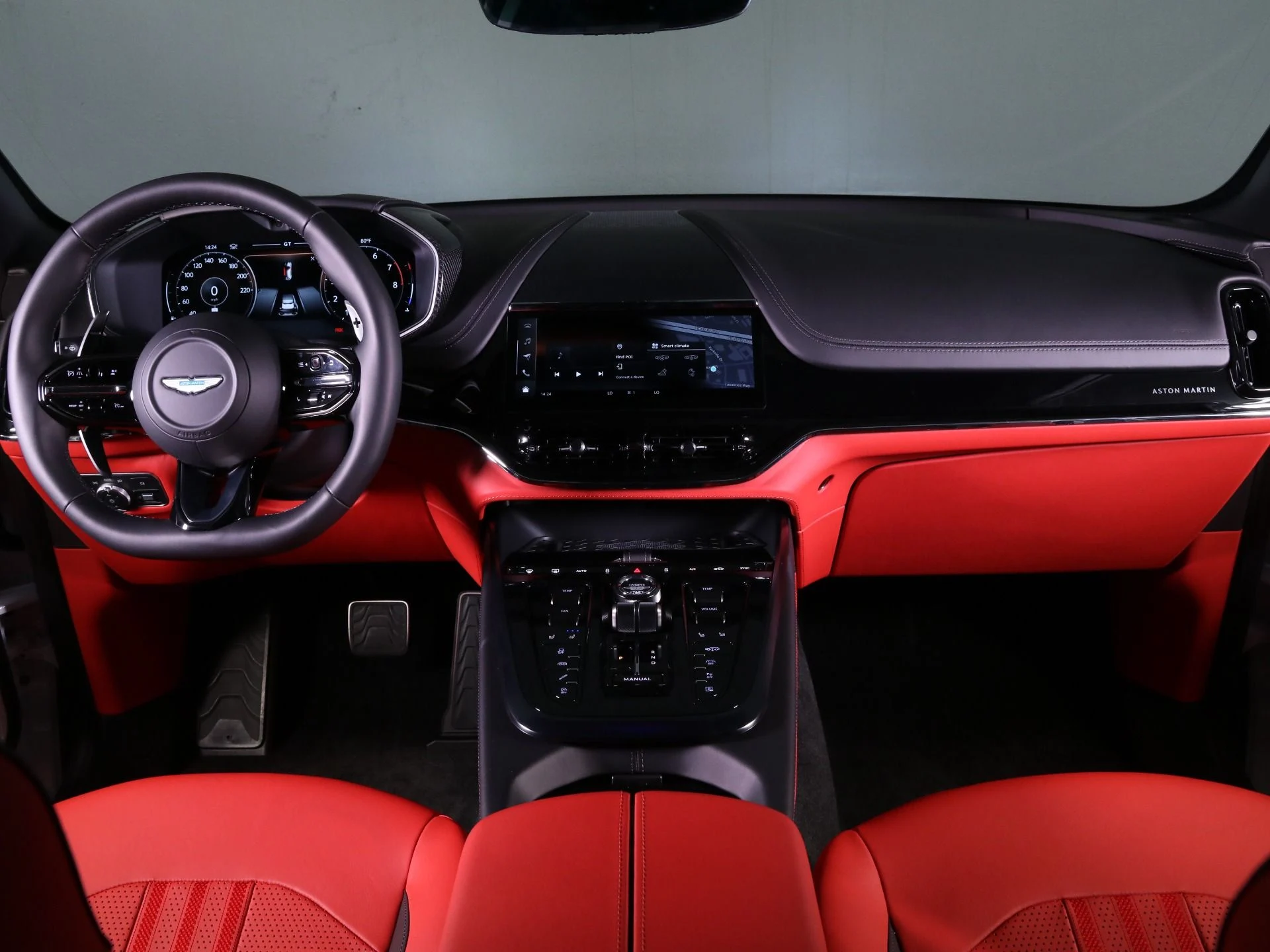 mph009_1525331524_New_2025_Aston_Martin_DBX_707_1758482627_976022af60