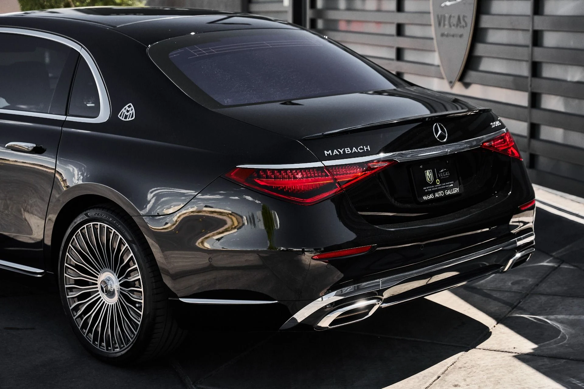 mph009_152588996_Used_2023_Mercedes_Benz_S_Class_Maybach_S_680_1781575775_ce75e8c5dd