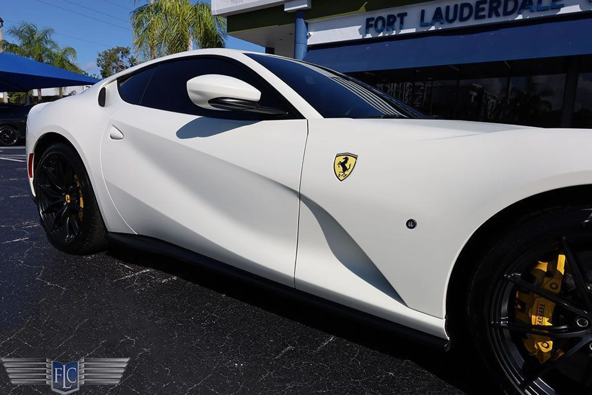 mph009_1528916536_used_2020_ferrari_812_superfast_coupe_6305_22951758_10_1024_0ff0522cd7