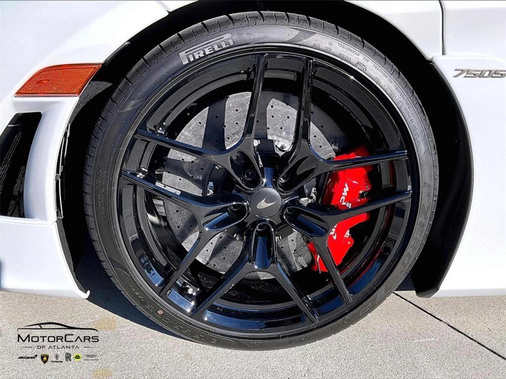 mph009_1529315247_u_Fr_Nm96_UN_9_E_f366_Dfji_MM_6f_Sbg_19d8f69f7b