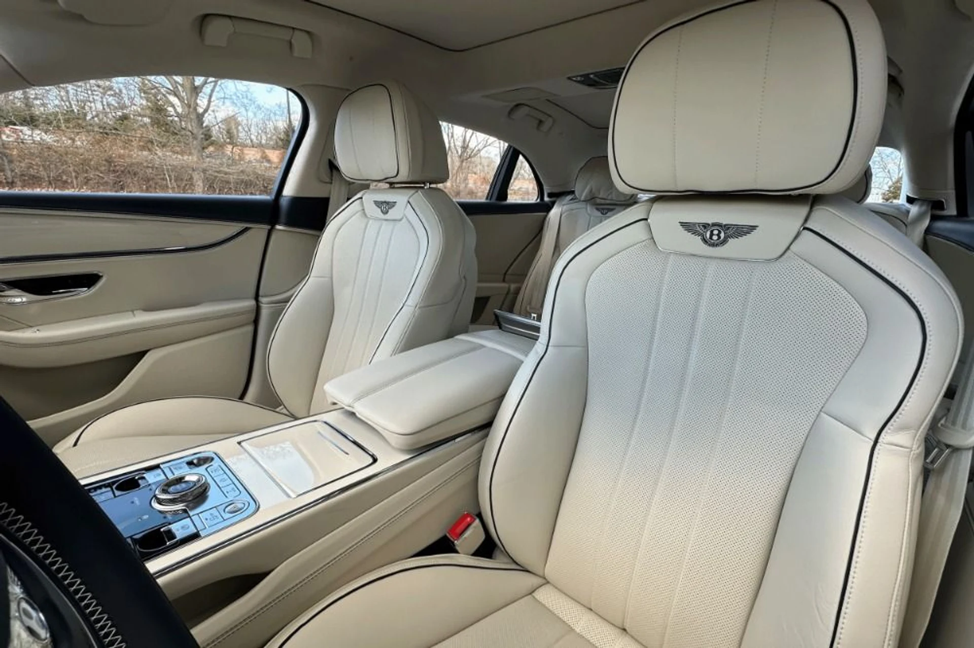 mph009_1551359443_New_2026_Bentley_Flying_Spur_1765792649_464f29b36d