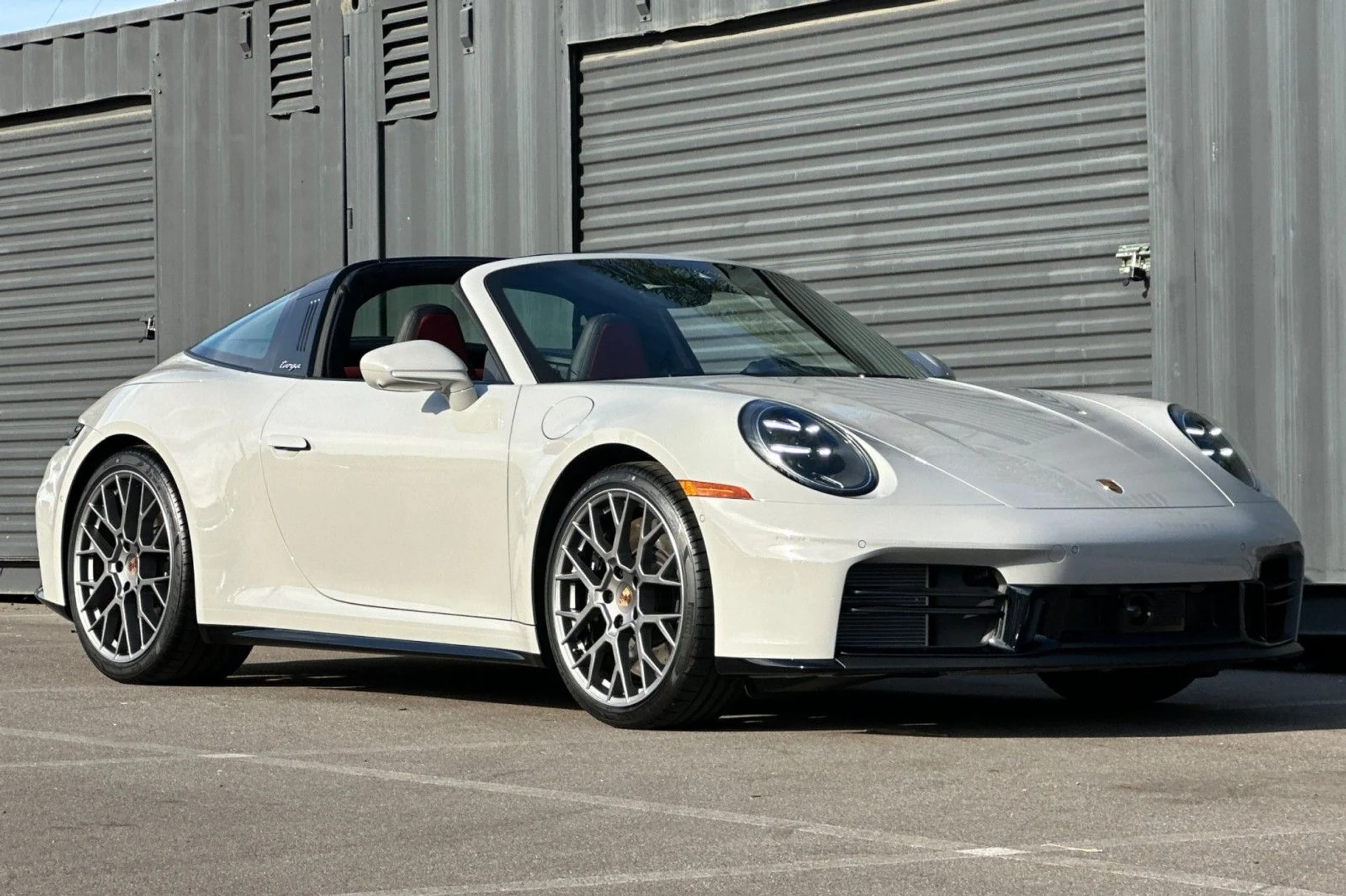 mph009_155254760_2bbc6b112200e5d8d51a94829522cc3c_f2e89f2aed