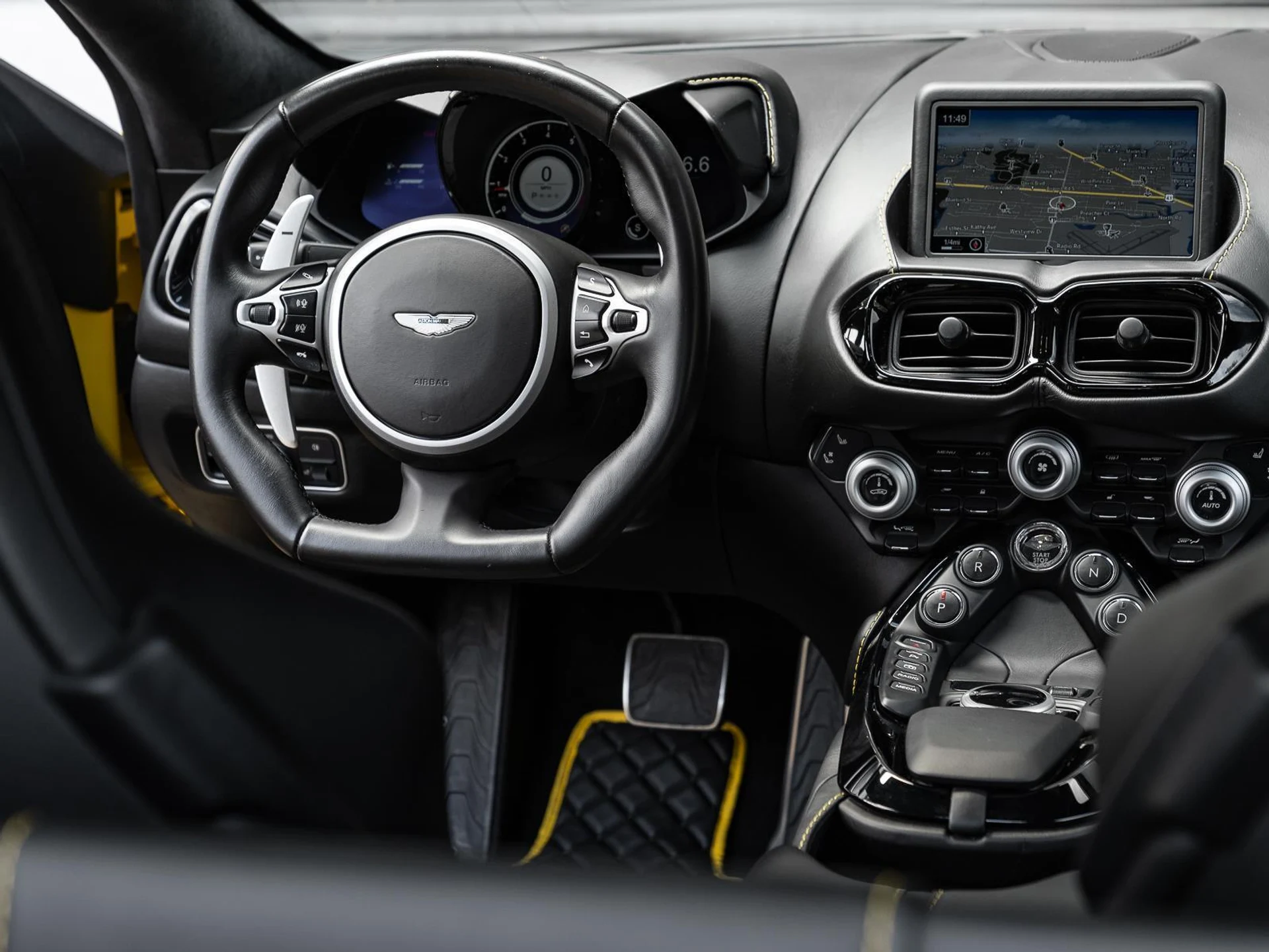 mph009_1557334628_Used_2020_Aston_Martin_Vantage_Coupe_1775769060_7efa007bb4