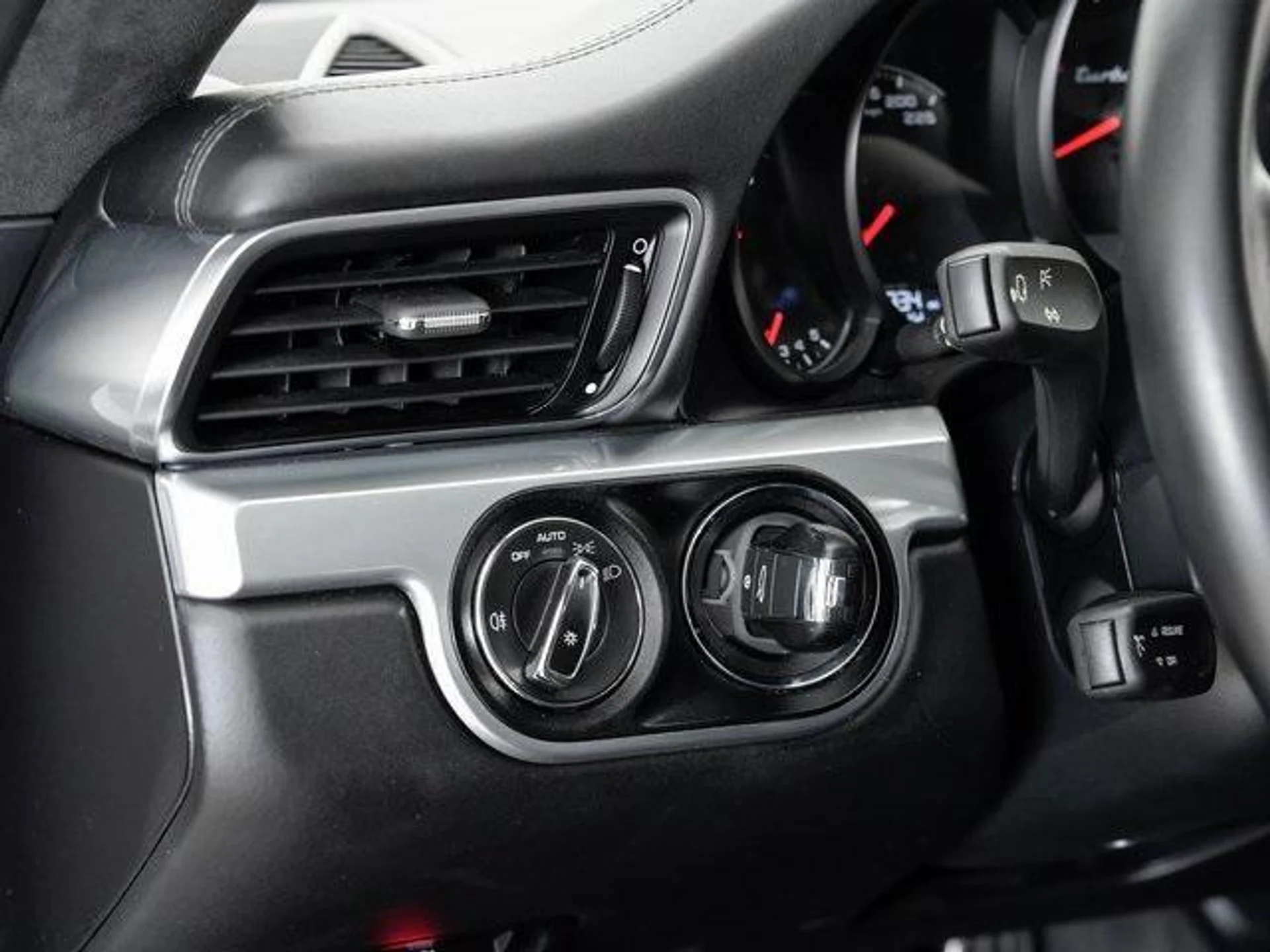 mph009_1558910209_xkg_J_Ma_GGJ_7s_U_Ne_B7q_C1_DH_Zm_Wf_Yg_97c76206de