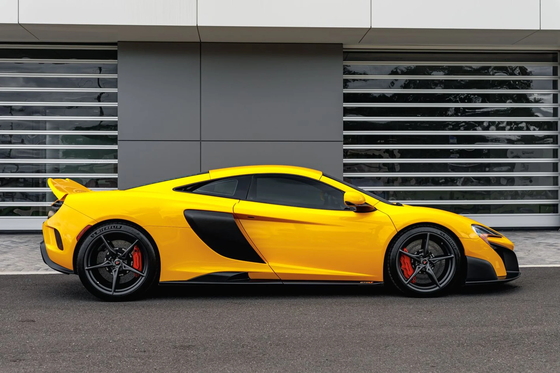 mph009_1562978062_Used_2016_Mc_Laren_675_LT_7c4d724d32