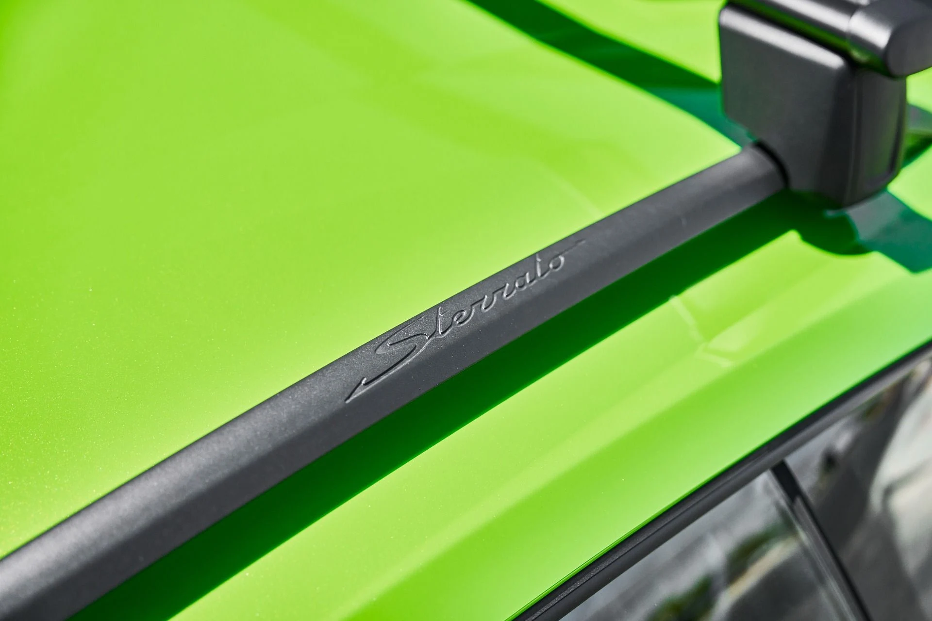 mph009_1564010227_Used_2023_Lamborghini_Huracan_Sterrato_Base_1779238828_3a6bb57a3d