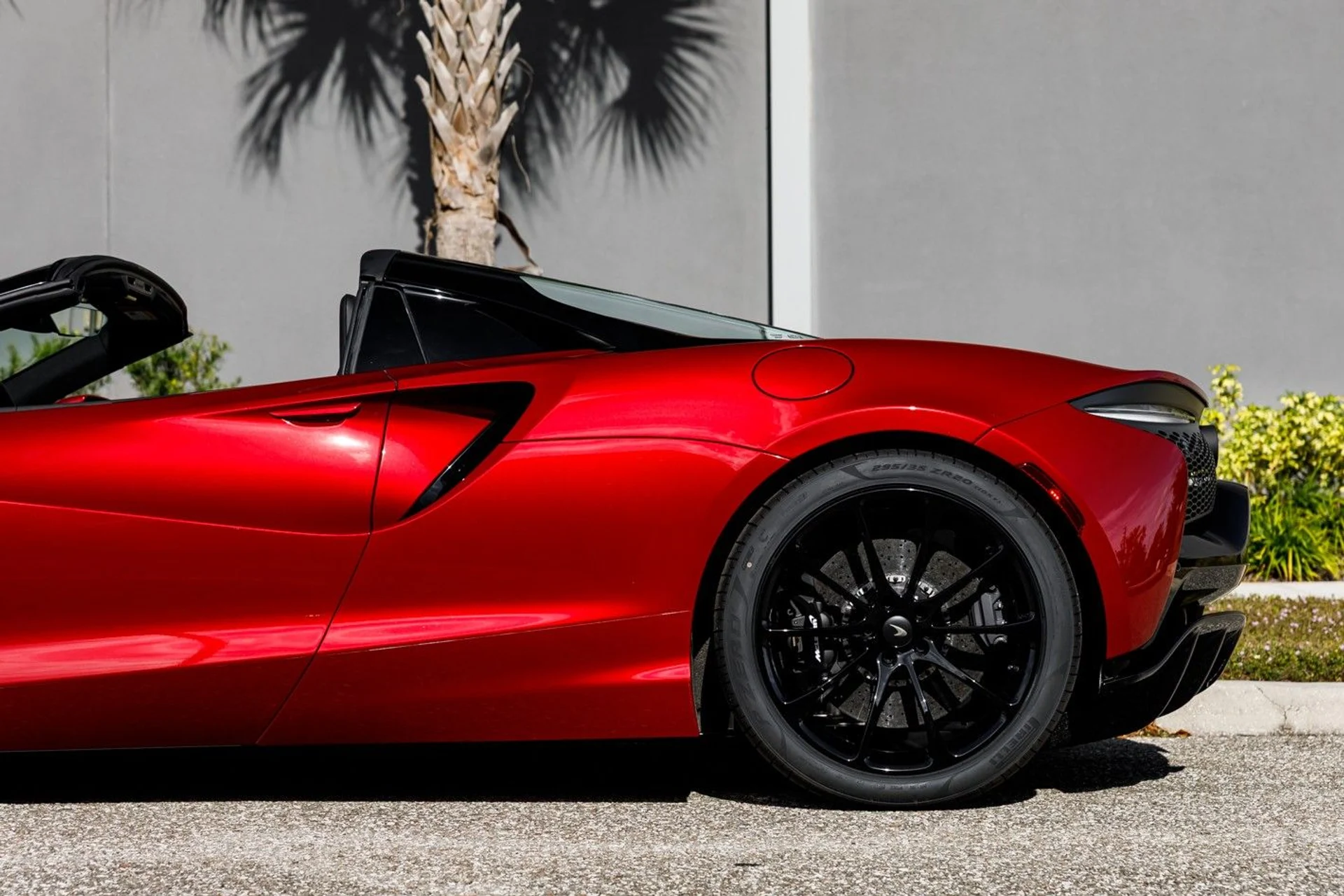 mph009_1571204341_635_p10_l_efc5053747