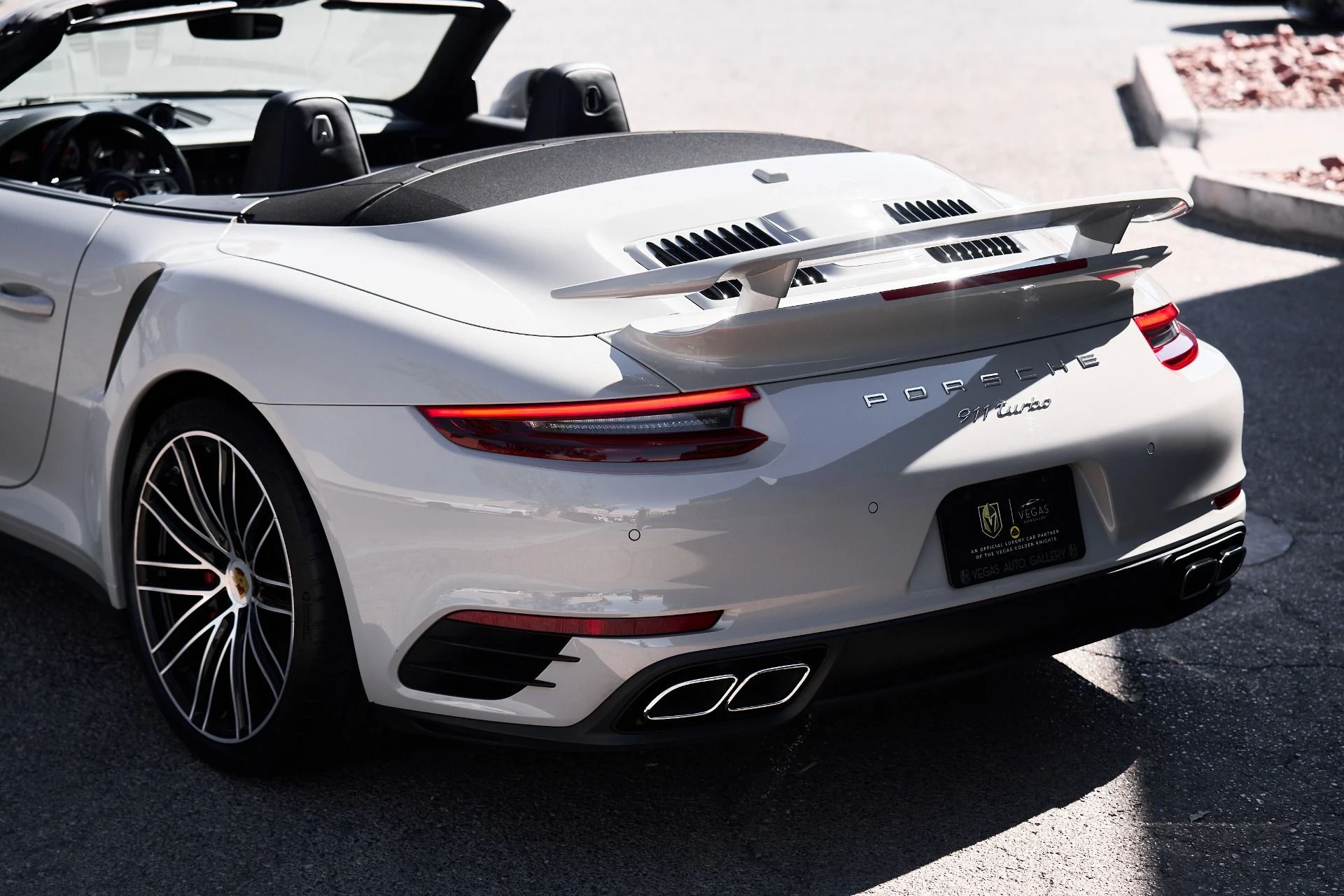 mph009_1575621116_Used_2019_Porsche_911_Turbo_1757547194_0099d2771f
