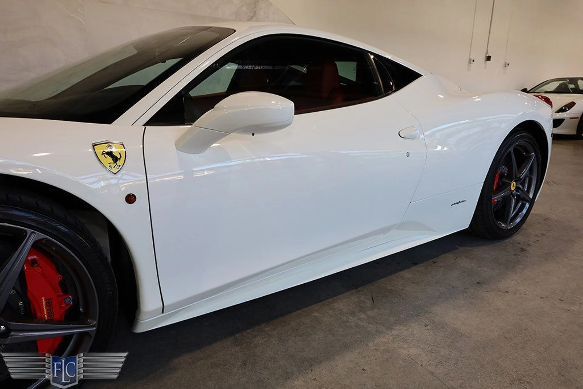 mph009_158372982_used_2014_ferrari_458_italia_2drcoupe_9689_22770024_10_1024_db83427f8c