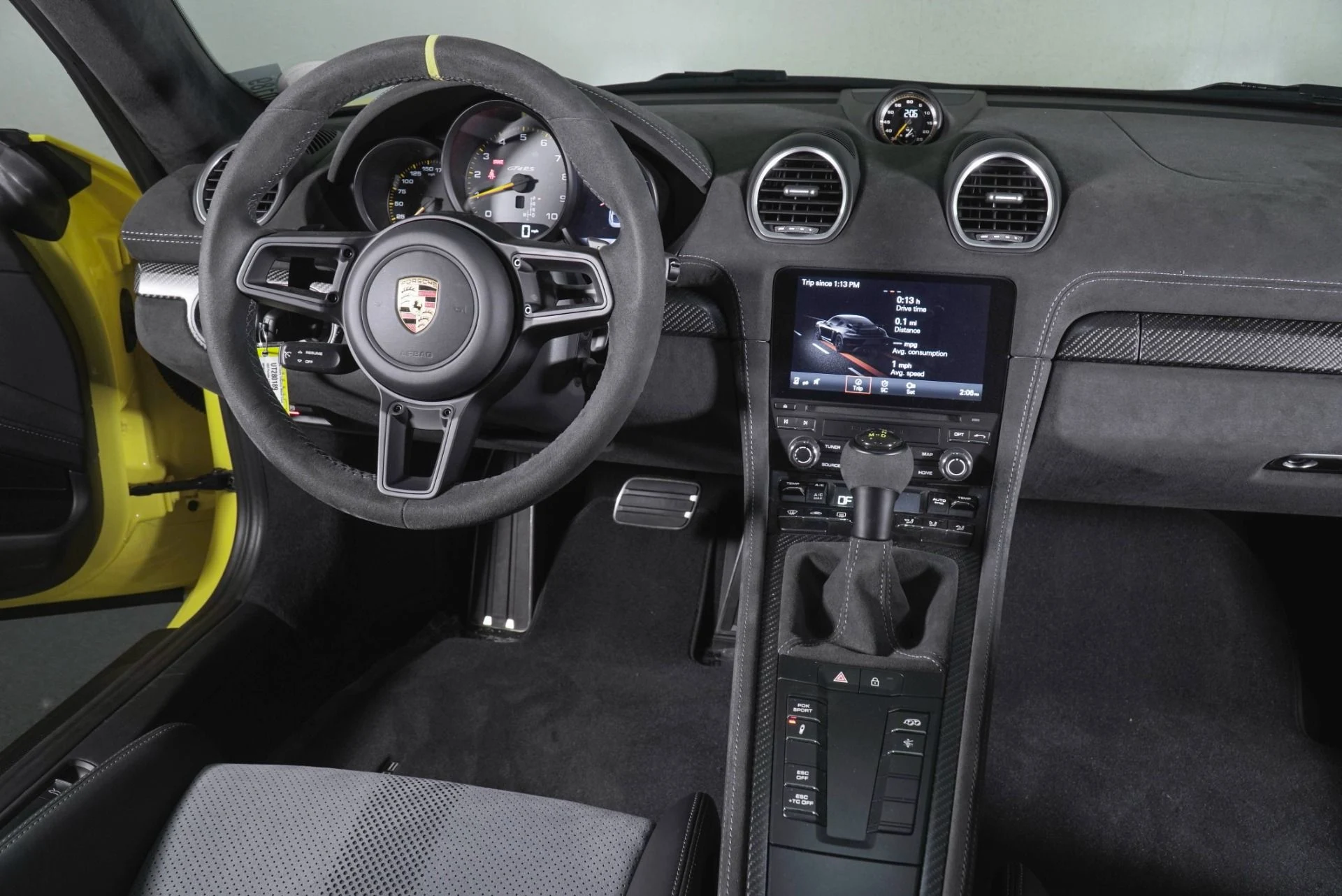 mph009_1586088592_Used_2023_Porsche_718_Cayman_GT_4_RS_1781890482_0537eab58a