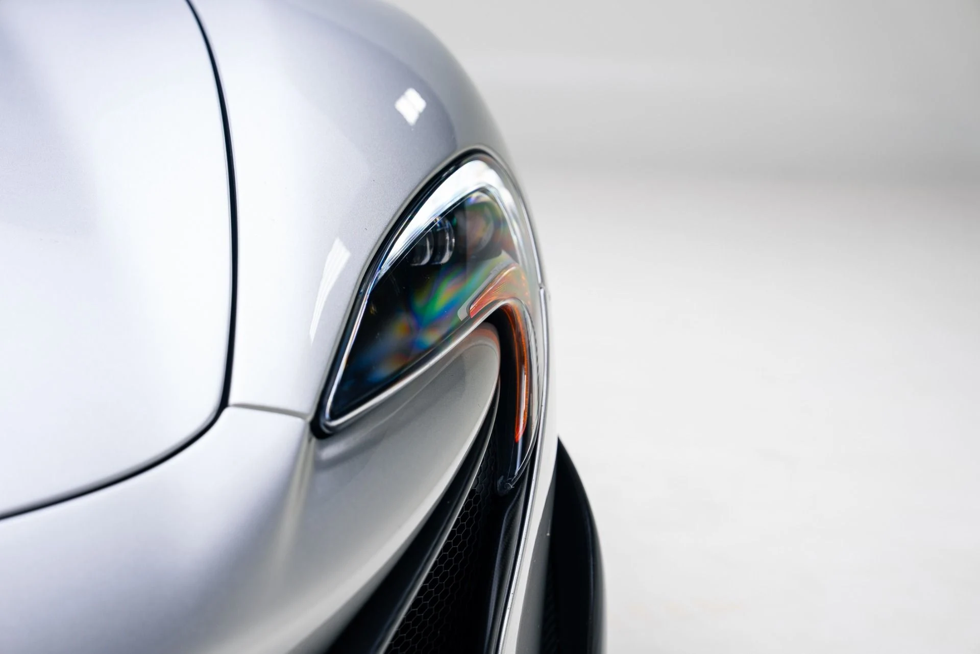 mph009_1587662214_Used_2016_Mc_Laren_675_LT_Spider_1767723884_65fd51b322