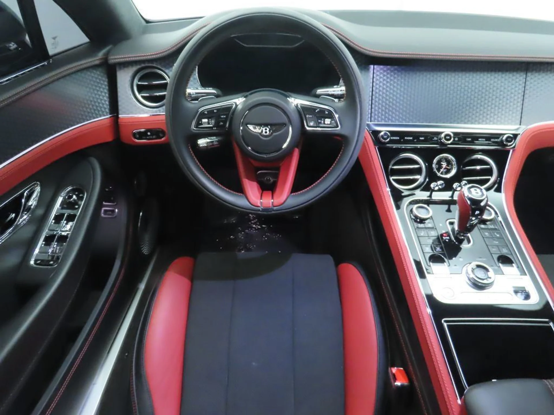 mph009_1588854473_used_2024_bentley_continental_gtv8coupe_8119_22922689_10_1024_37145f3c55