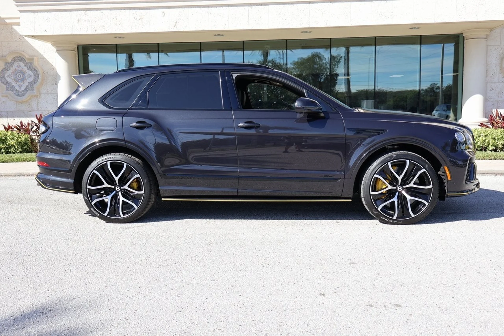 mph009_159422446_10_0de111ad72