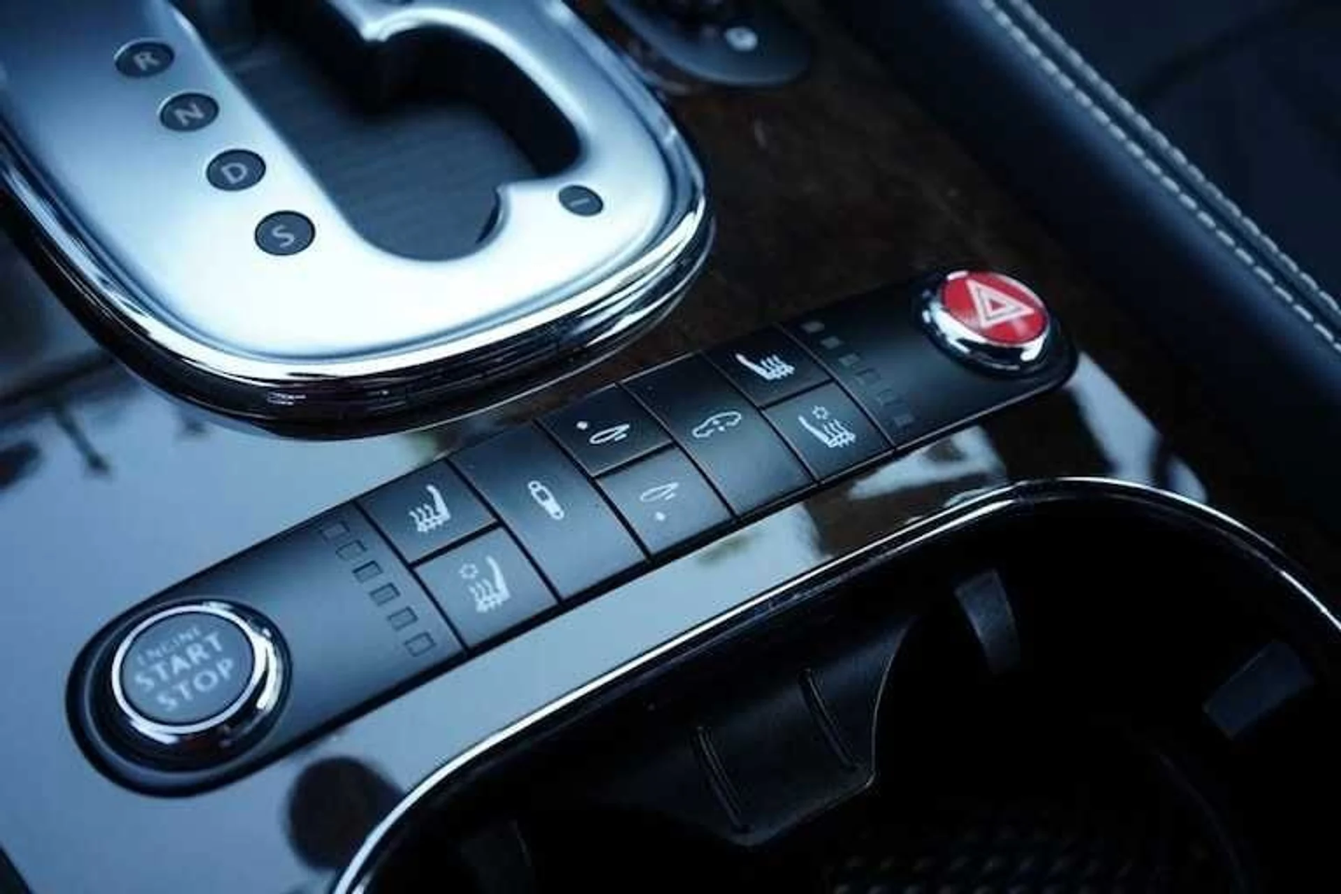 mph009_1605373891_4d8128edb00a013e0a59858184ca0c30x_e75e354653