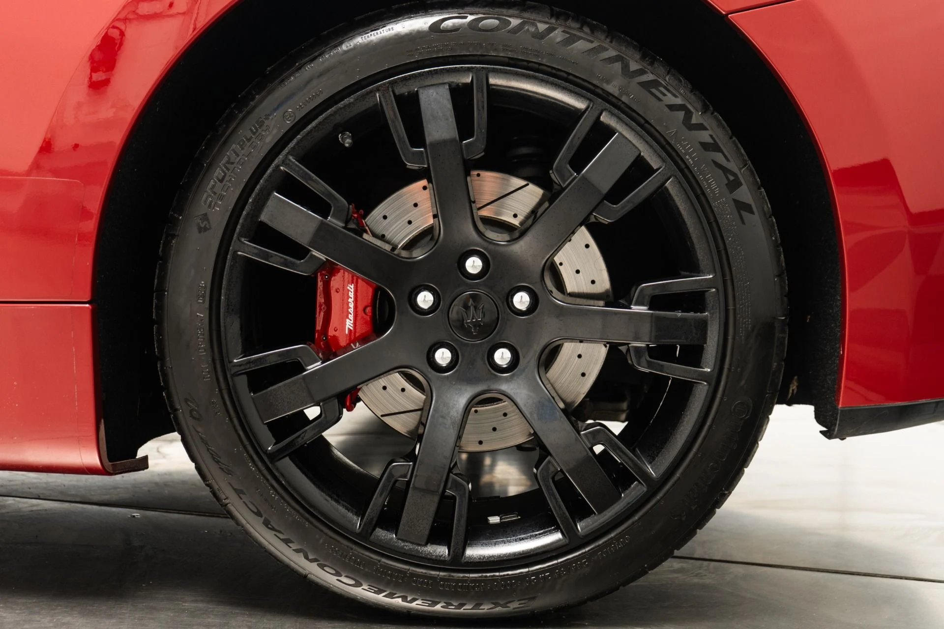 mph009_1628951422_Used_2014_Maserati_Gran_Turismo_Sport_1745859395_095eb814ae