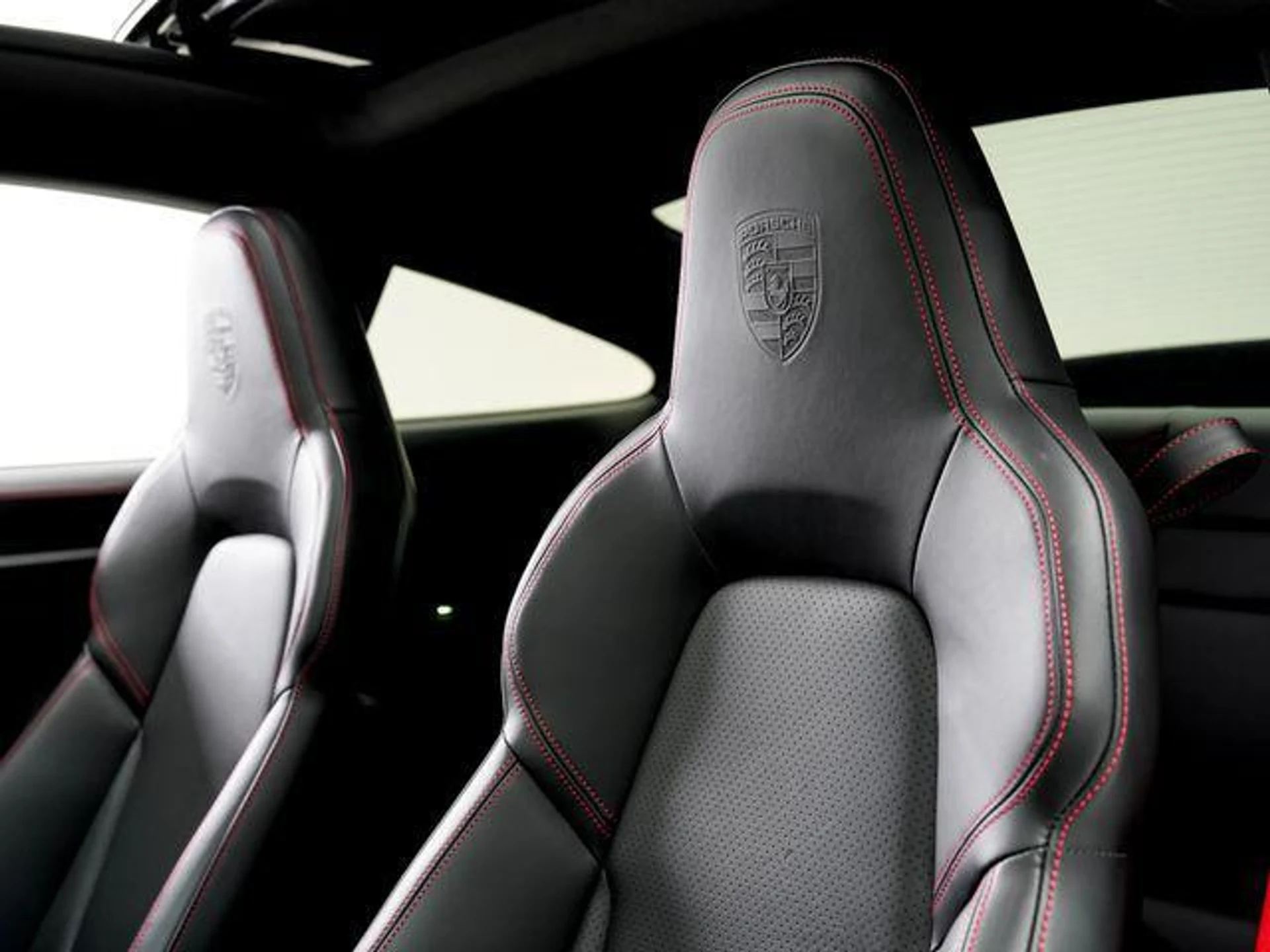 mph009_1630434984_Eebc_Bh_A_Oxteb_Fp_Hk7_Sa_LL_43_Qmk_74b6ce80ef