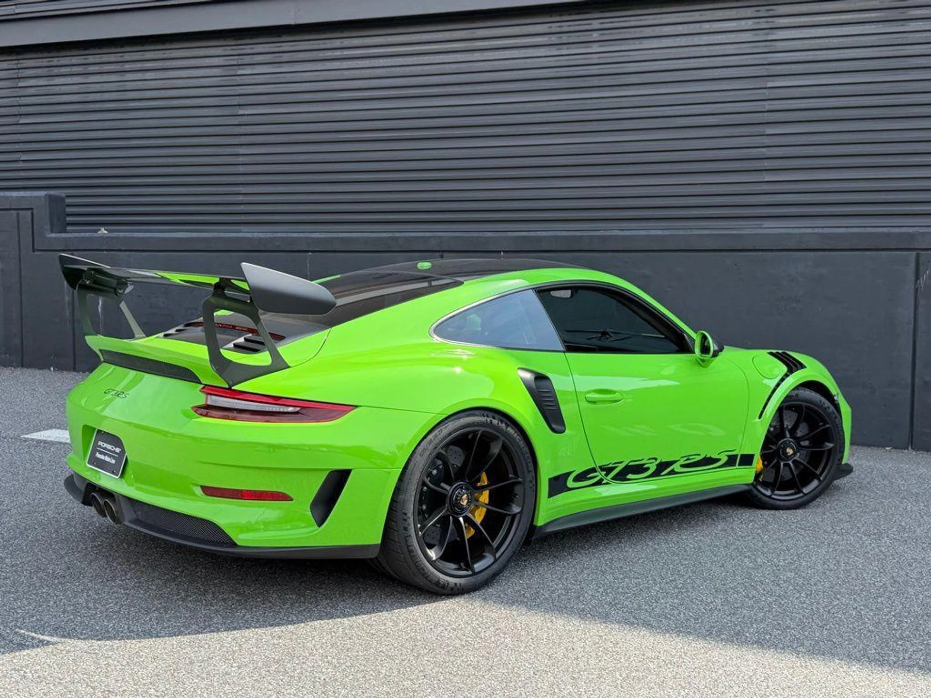 mph009_1632711014_z_LO_Dwq_Z_Cd_Nfq_B_Pn_I_Df9_X6_X400c_Q_bd5c0ccf92