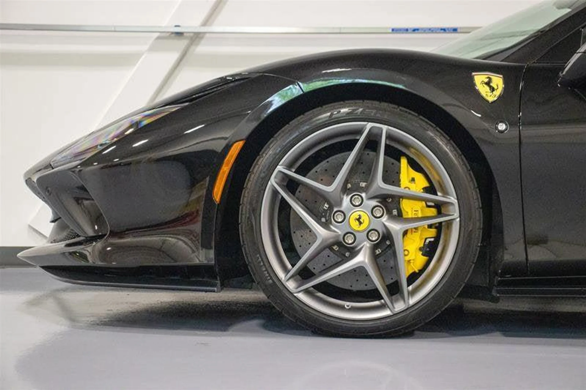 mph009_163627759_Used_2023_Ferrari_F8_Spider_Base_1782923005_d5763667d6
