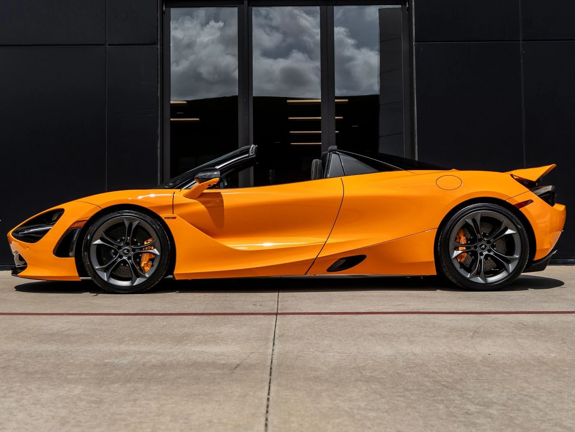 mph009_164765623_10_37c02100b4