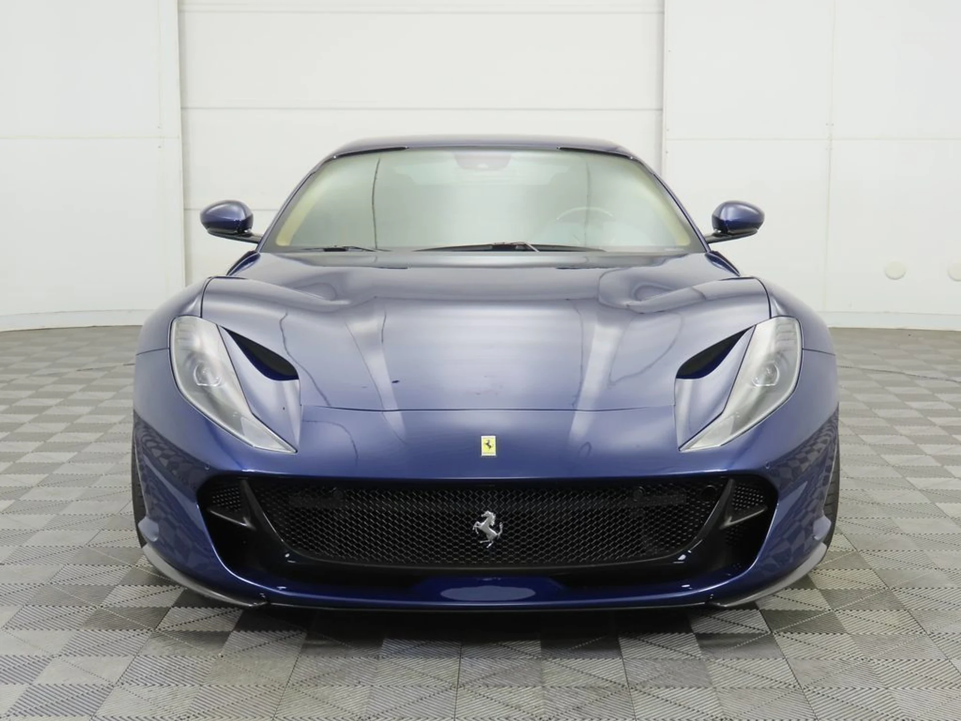 mph009_165117627_used_2021_ferrari_812_gts_convertible_8119_22958472_10_1024_ecfc27e3ea