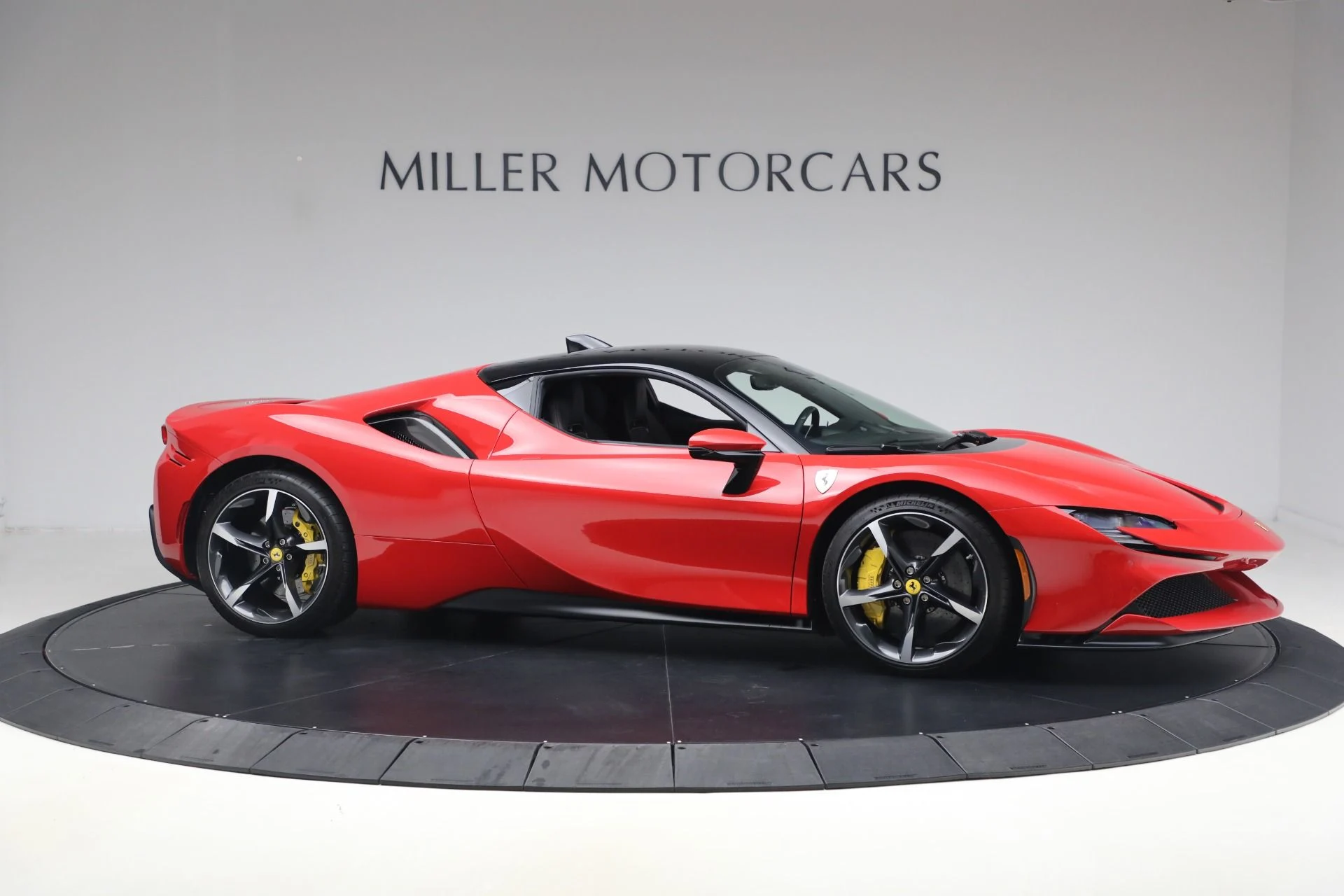 mph009_1652049417_Used_2023_Ferrari_SF_90_Stradale_1790624434_7721140f56