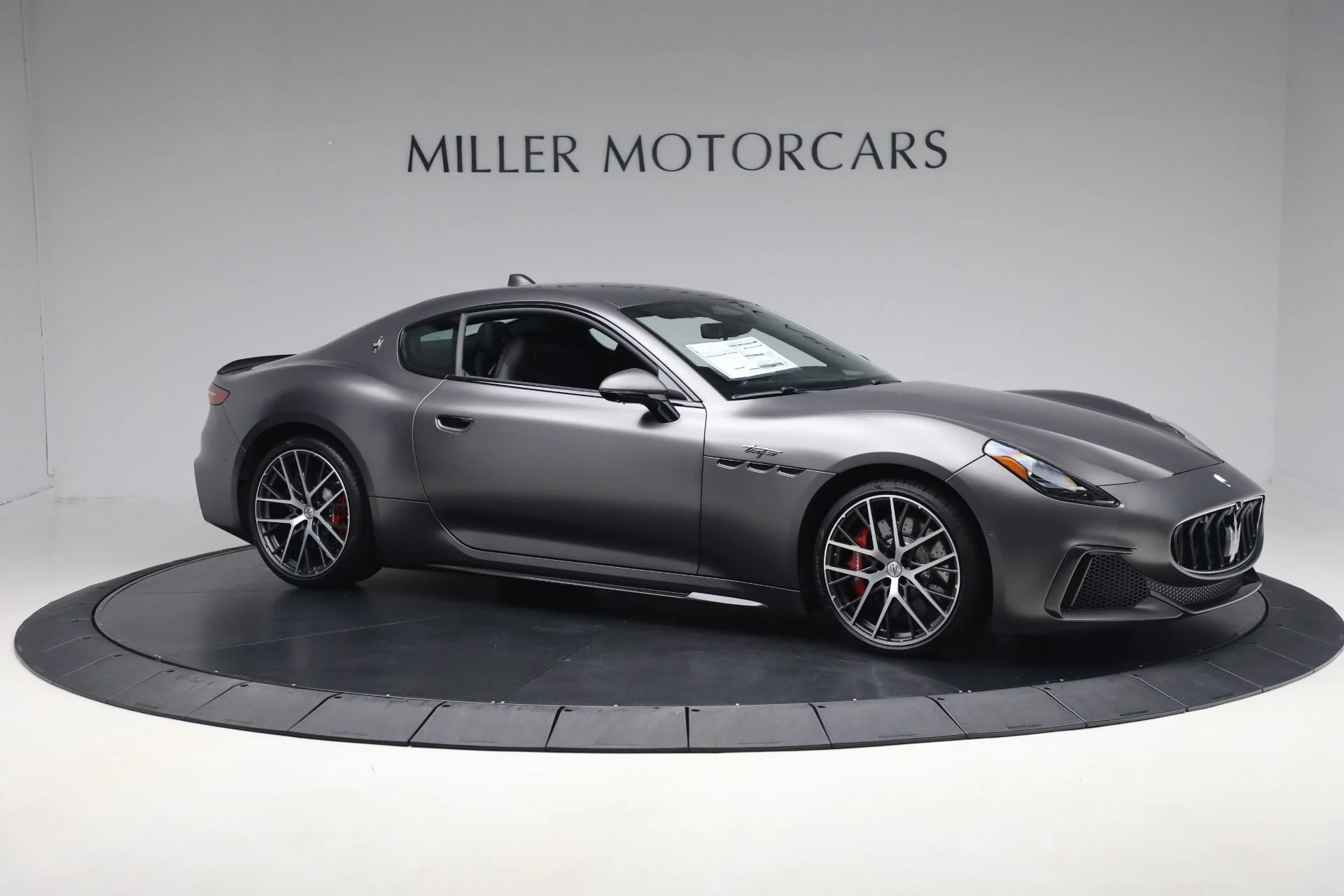 mph009_165941941_New_2024_Maserati_Gran_Turismo_Trofeo_51bd4d8015