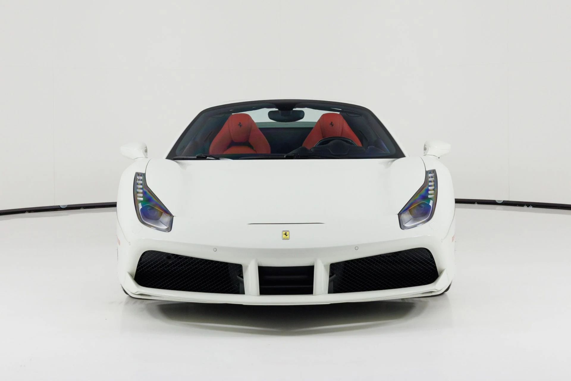 mph009_1664294547_Used_2017_Ferrari_488_Spider_1788388446_4ac61a3b28