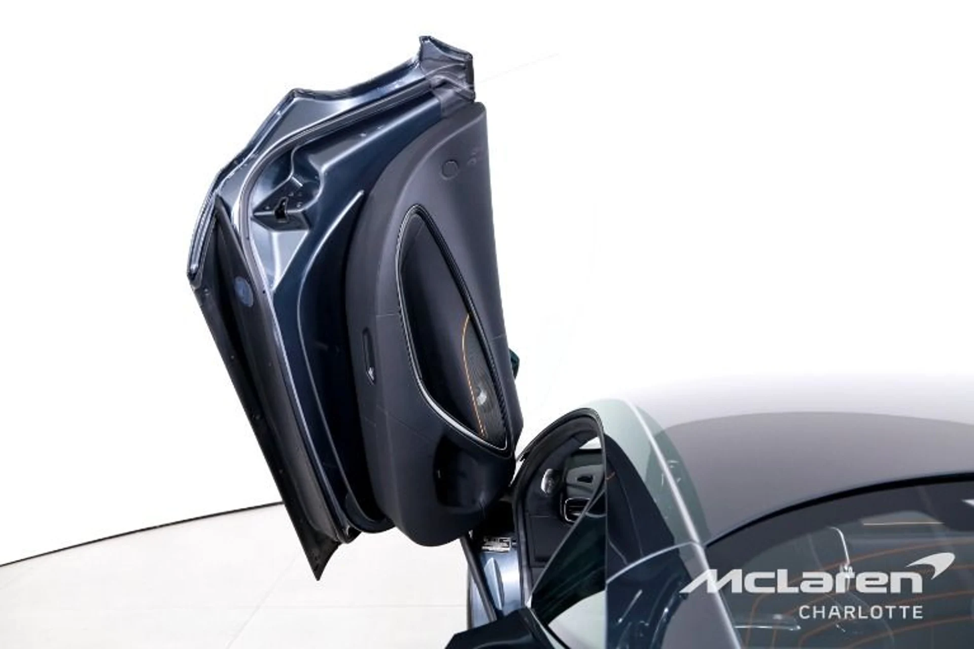 mph009_1674739250_Used_2023_Mc_Laren_Artura_cf5ecf83ea