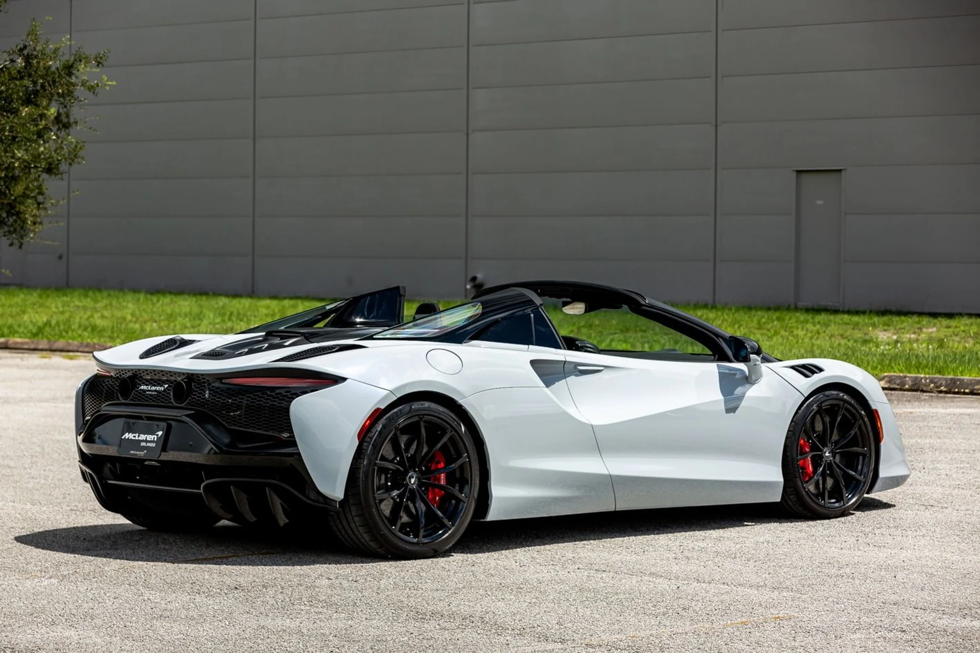 mph009_1682575166_446_p10_l_f511bd5a42