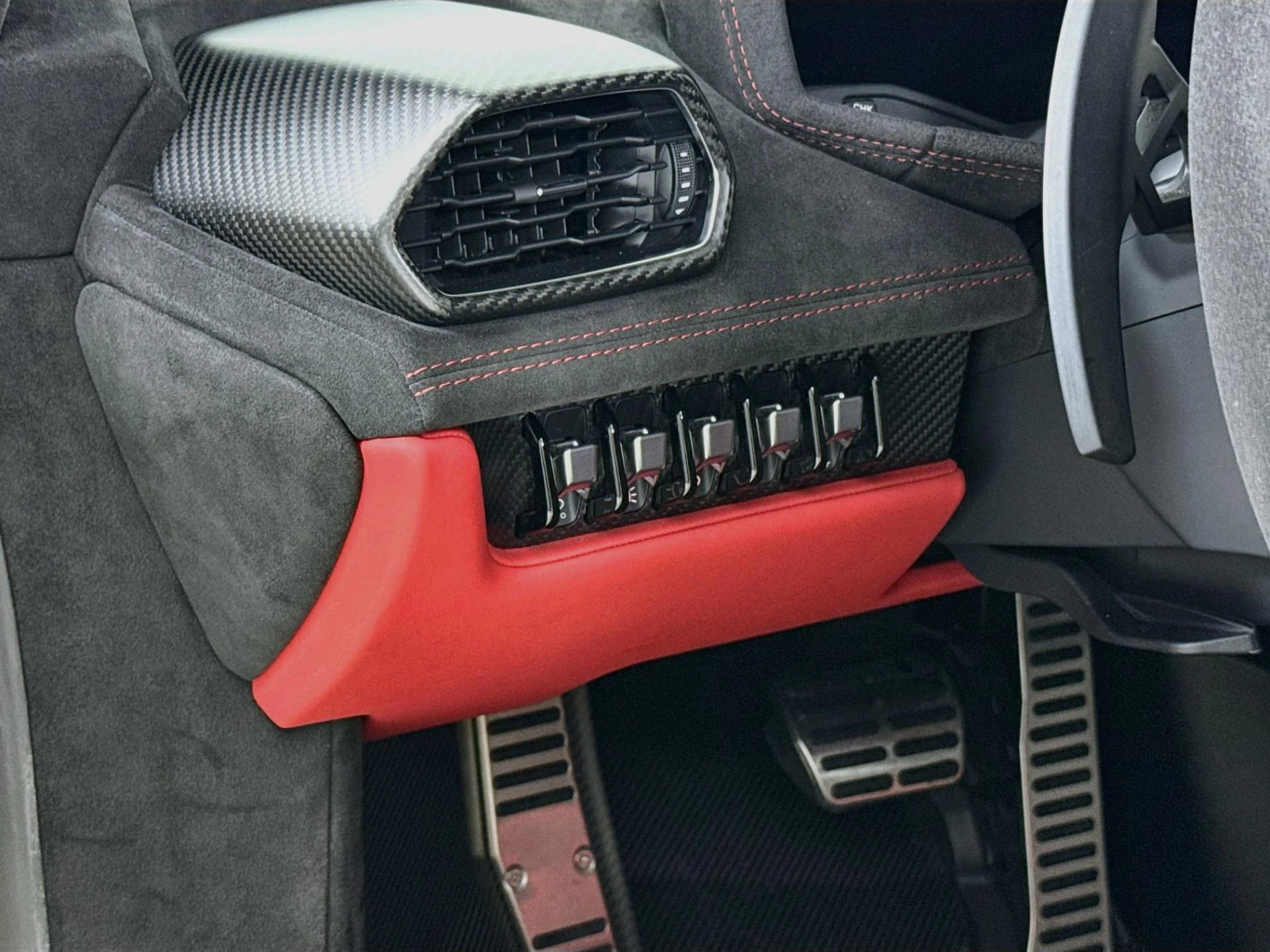 mph009_1687946962_Used_2023_Lamborghini_Huracan_Tecnica_1793401505_ed4b0fb052